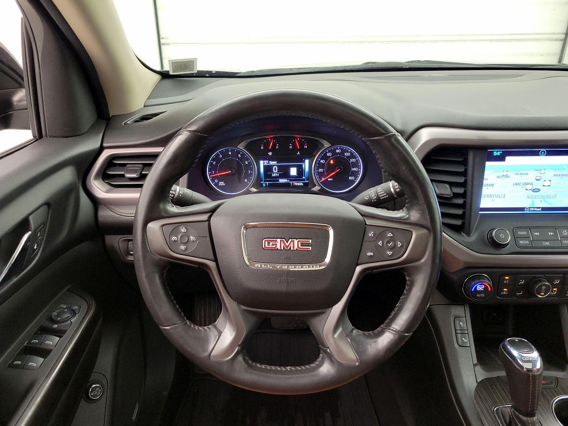 Thumbnail: 2017 GMC Acadia - 10