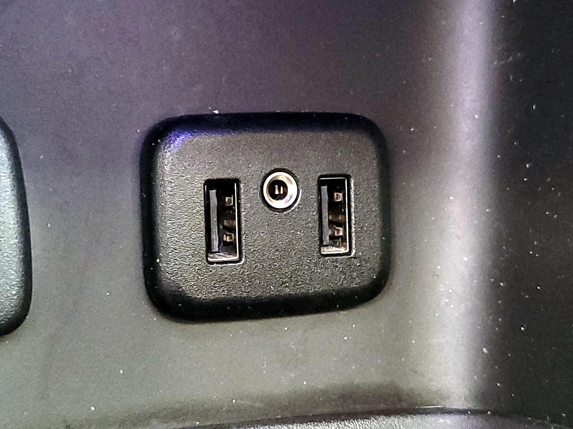 Thumbnail: 2017 GMC Acadia - 19