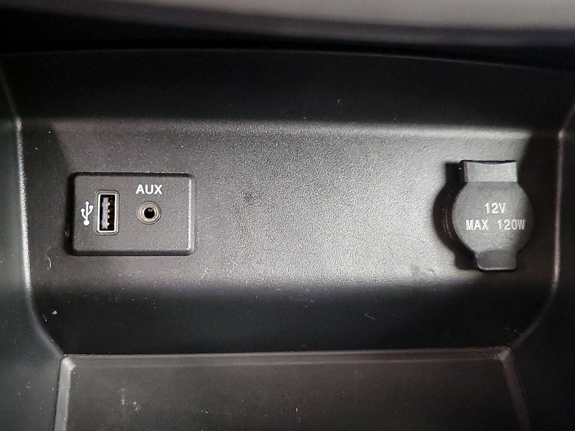 Thumbnail: 2018 Nissan Altima - 18