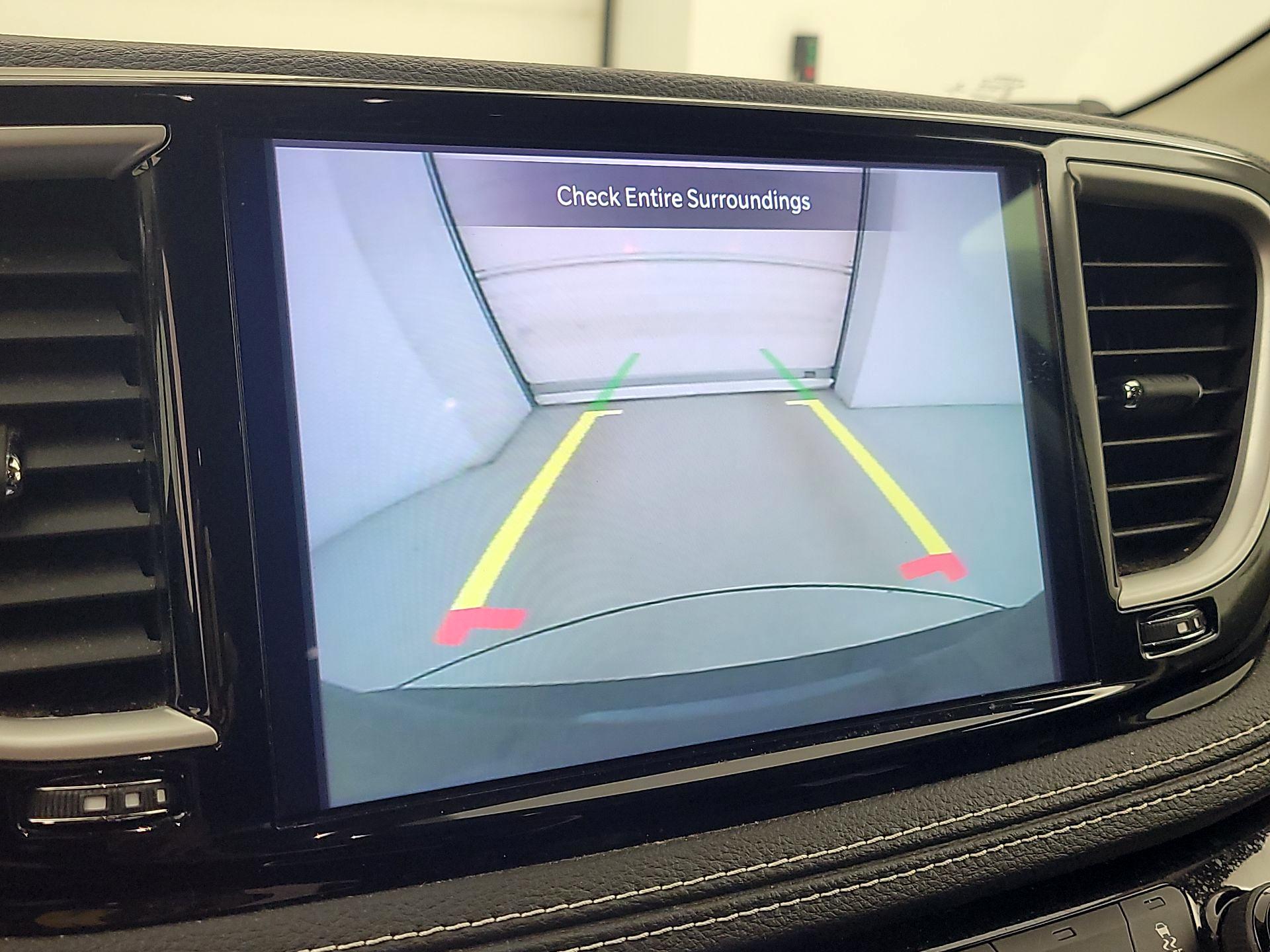 Thumbnail: 2023 Chrysler Pacifica - 14