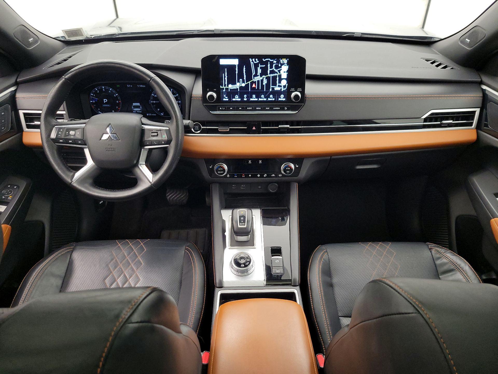 Thumbnail: 2022 Mitsubishi Outlander - 9