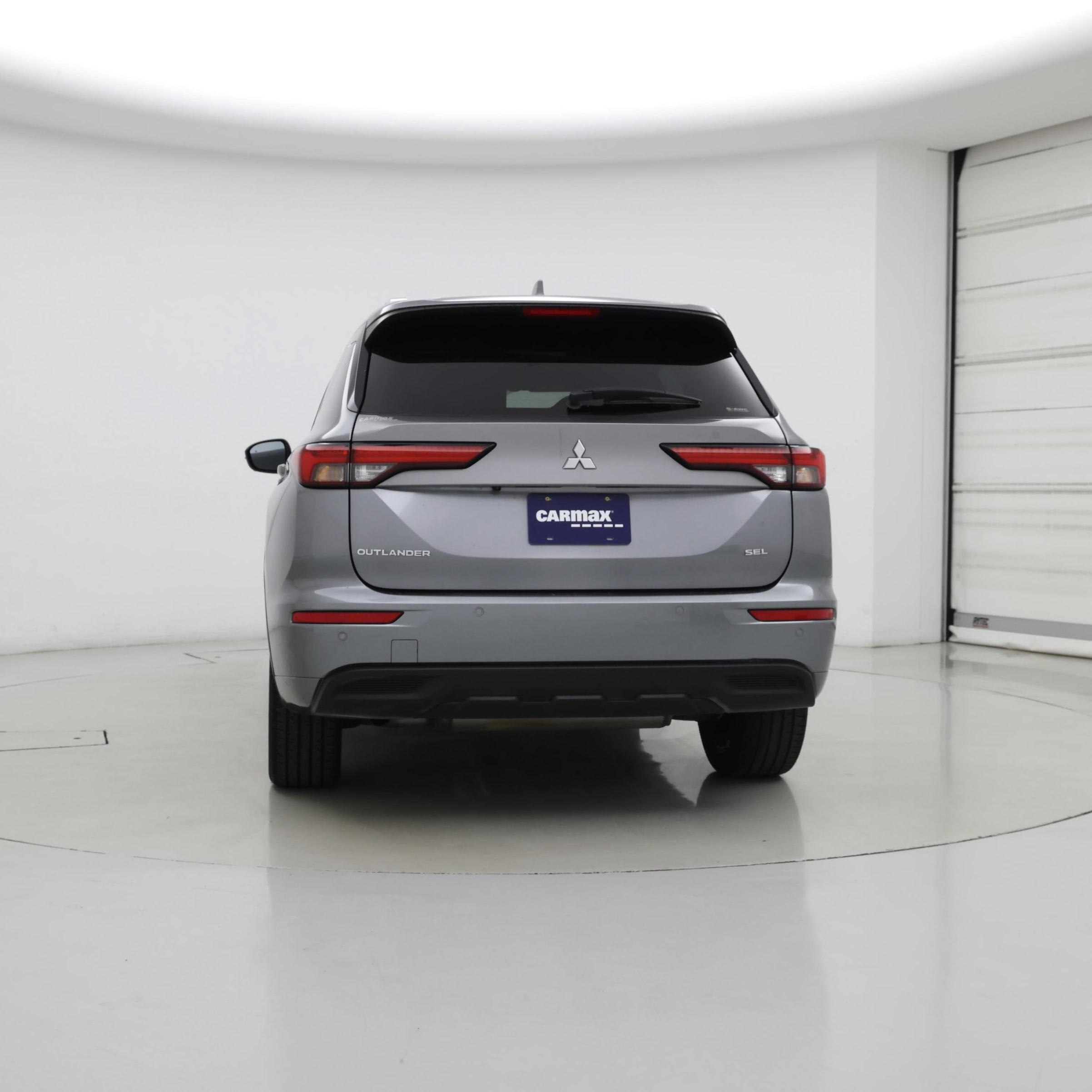 Thumbnail: 2022 Mitsubishi Outlander - 6