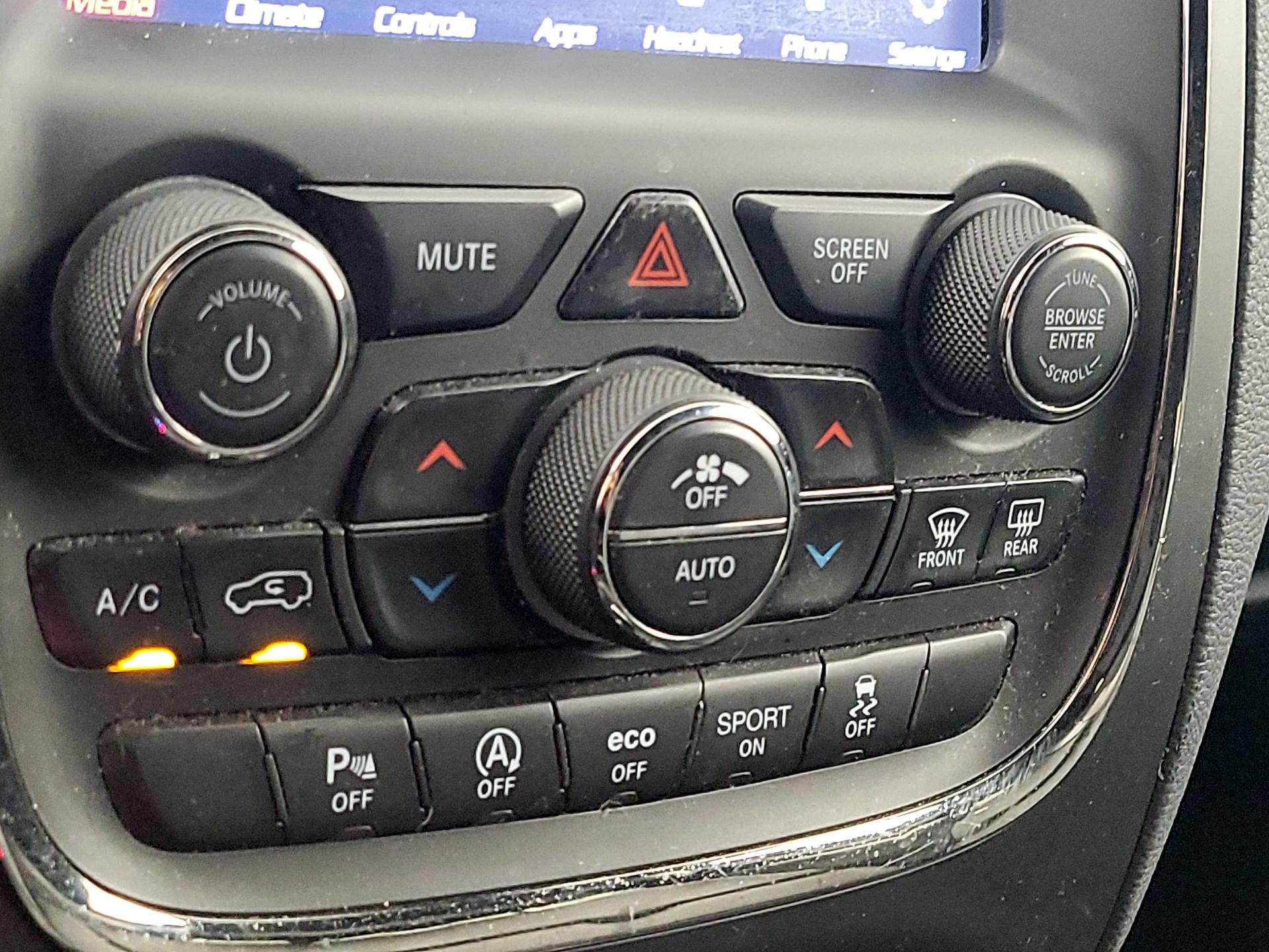 Thumbnail: 2020 Dodge Durango - 17