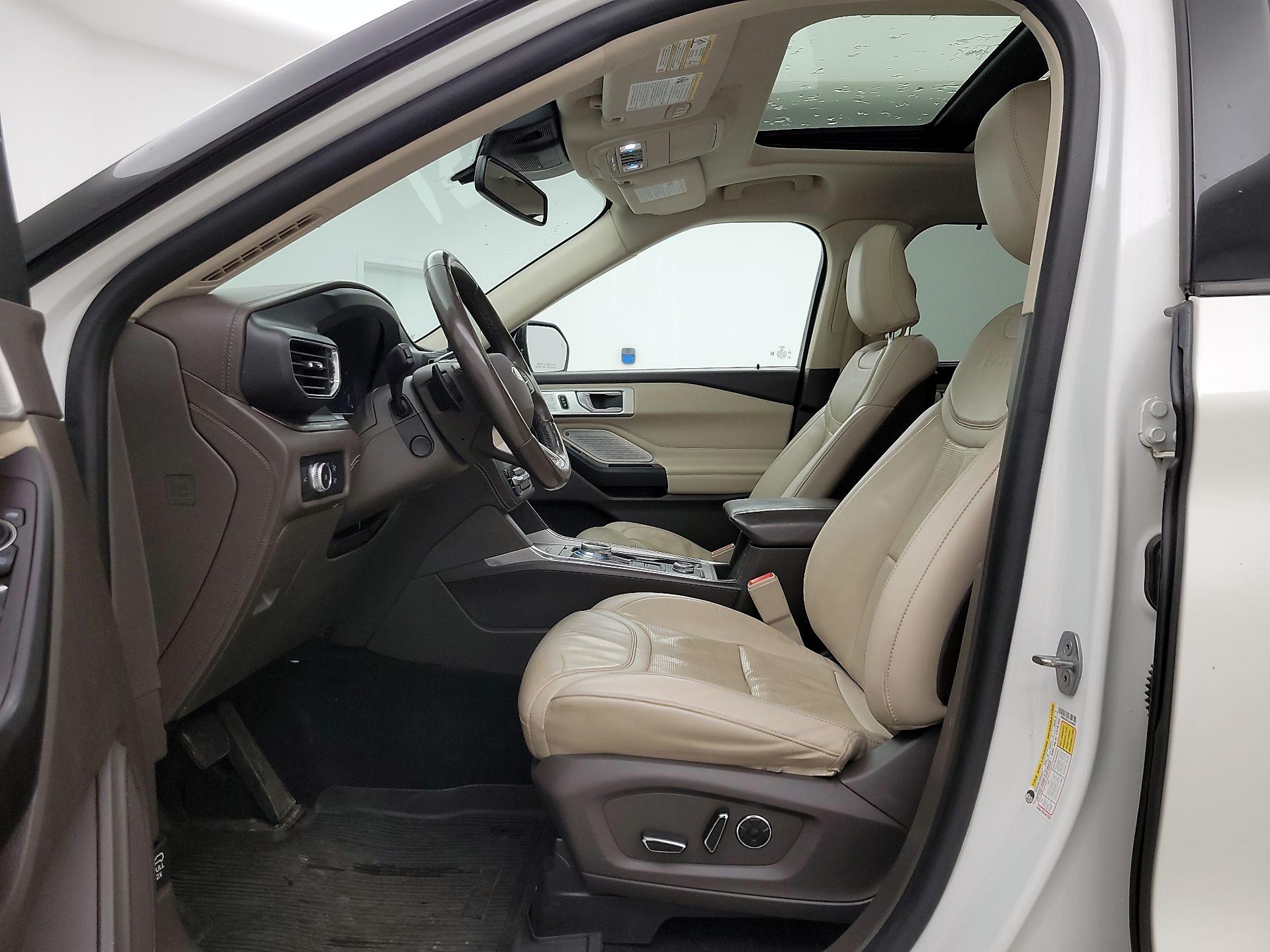 Thumbnail: 2020 Ford Explorer - 11