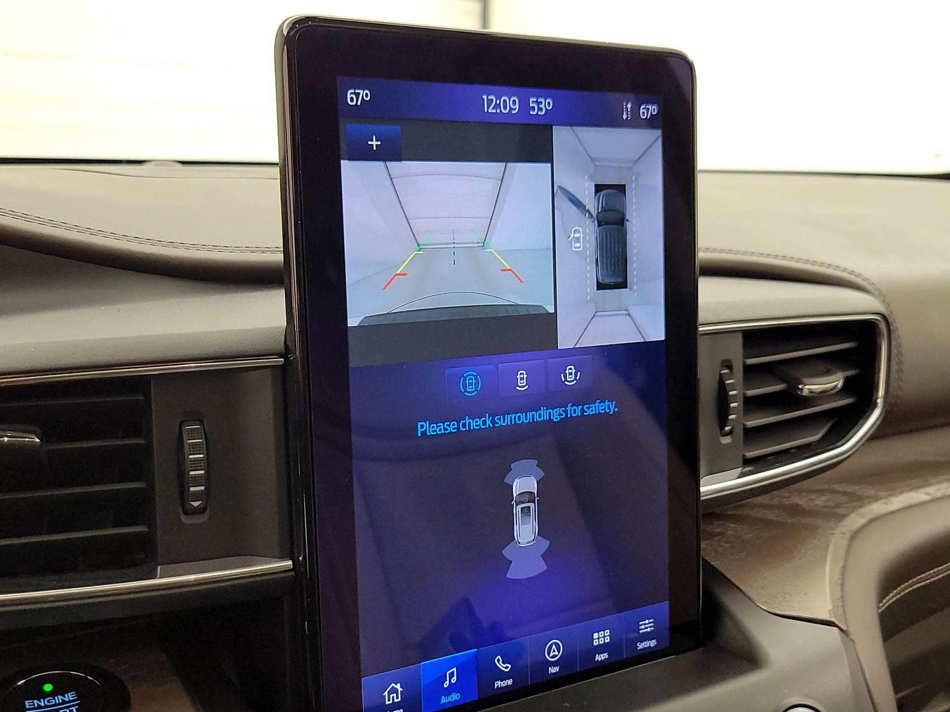 Thumbnail: 2020 Ford Explorer - 15