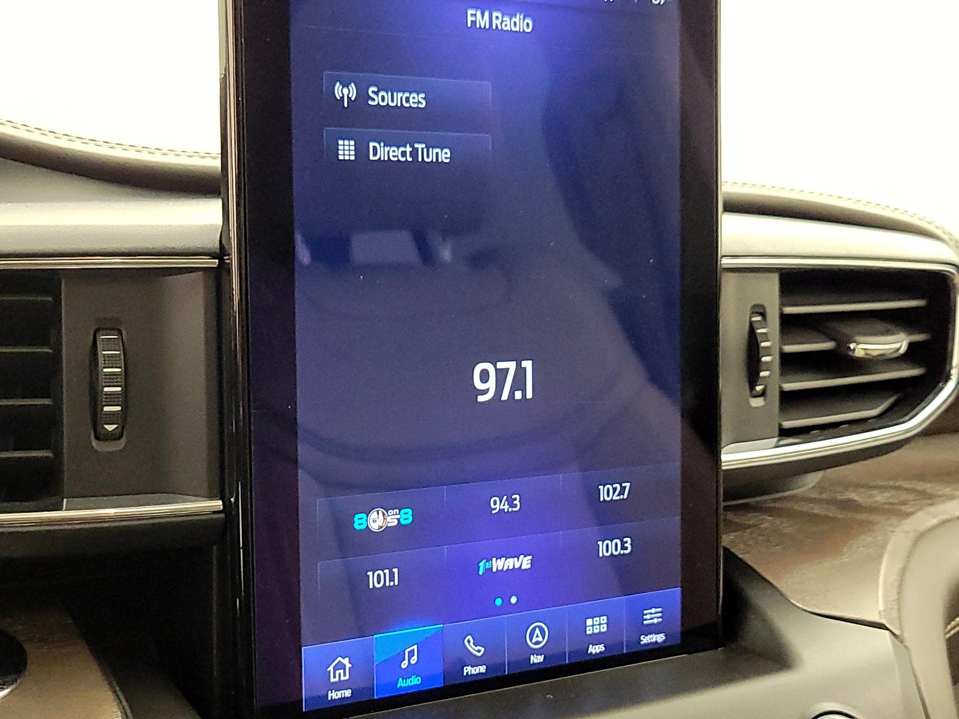 Thumbnail: 2020 Ford Explorer - 16