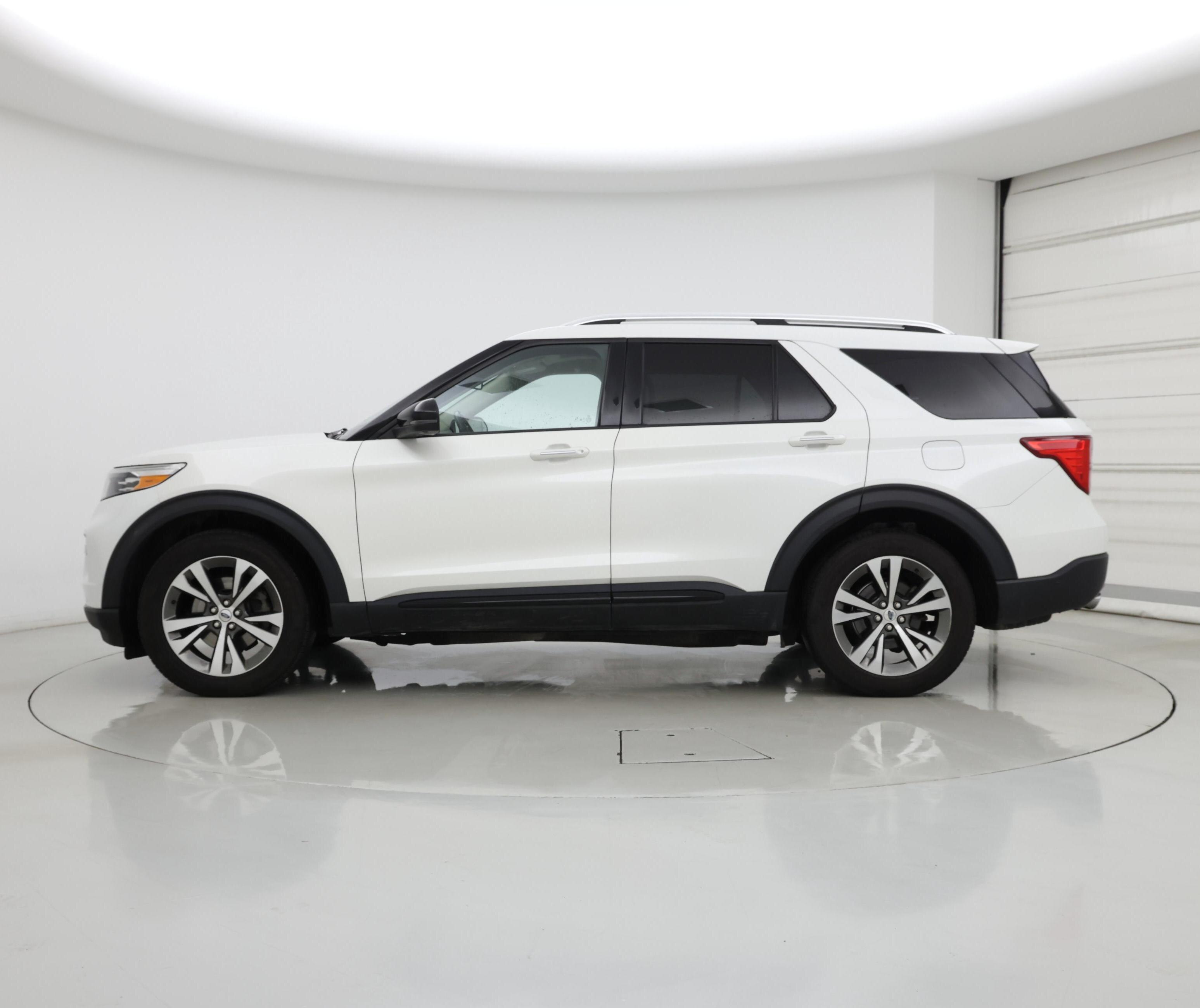 Thumbnail: 2020 Ford Explorer - 3