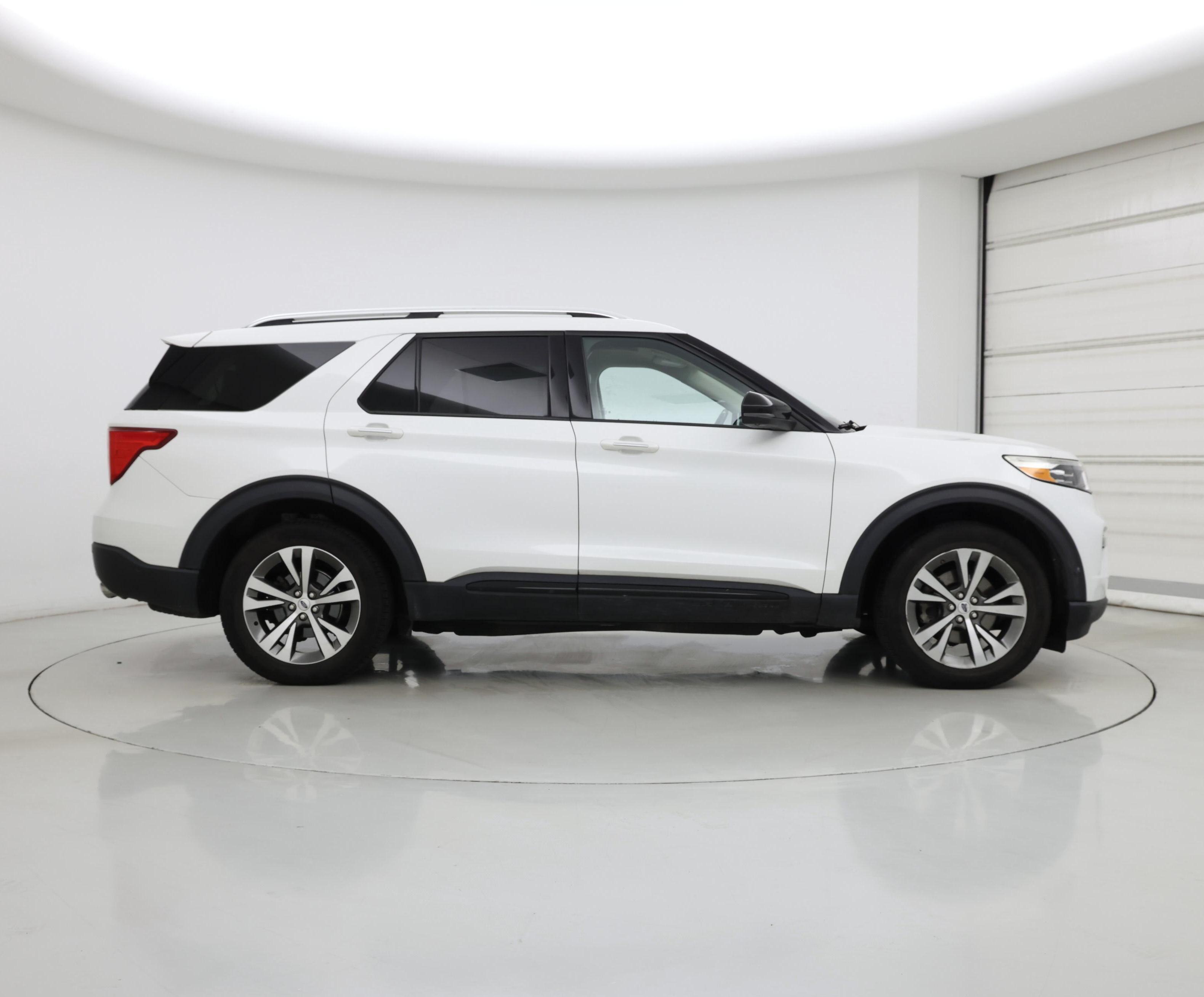 Thumbnail: 2020 Ford Explorer - 7