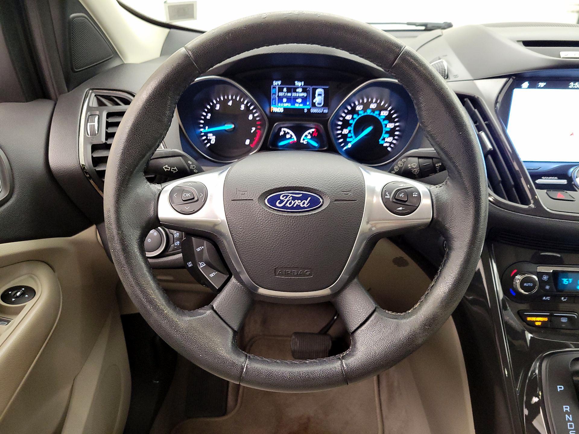 Thumbnail: 2016 Ford Escape - 10