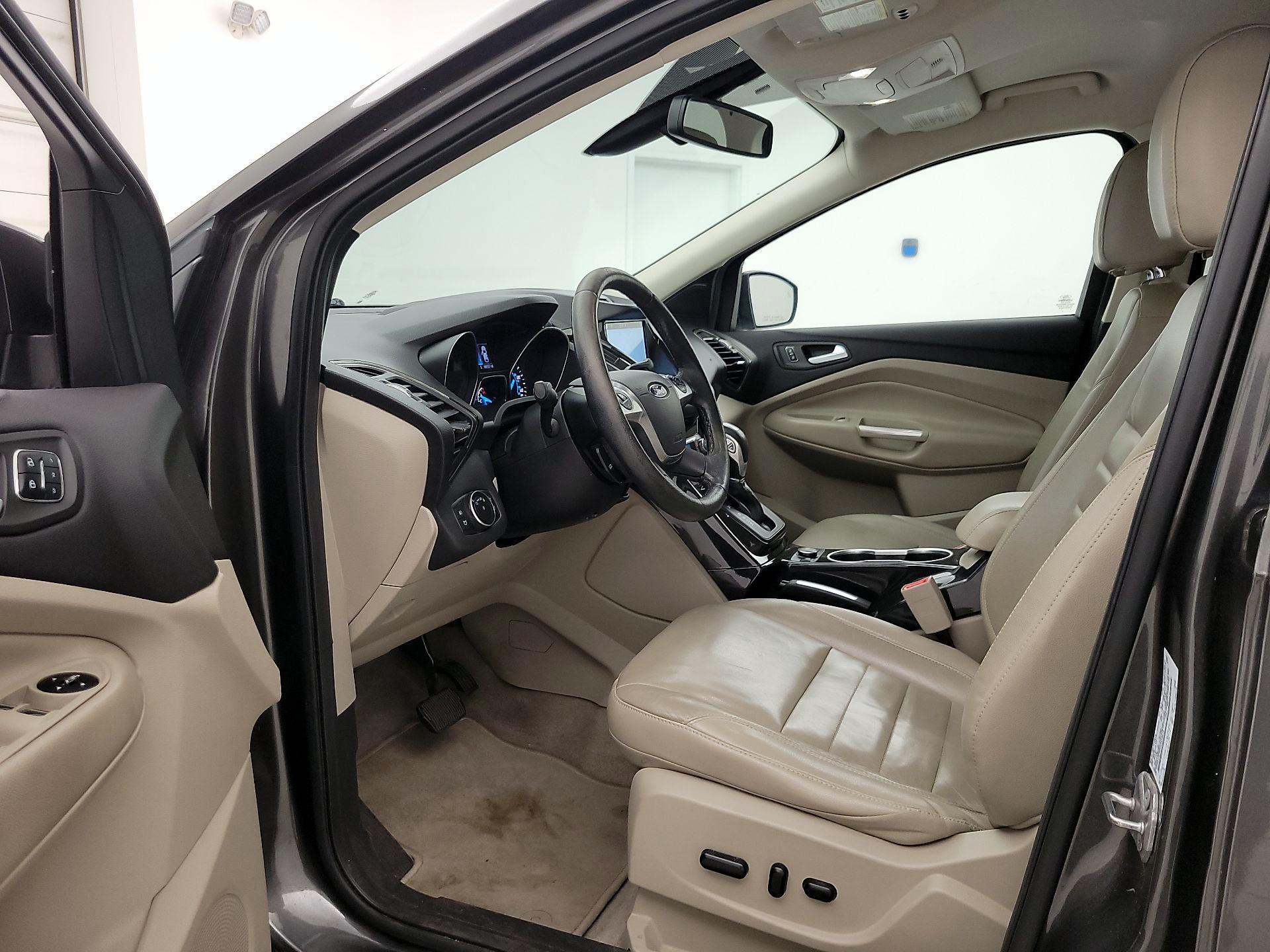 Thumbnail: 2016 Ford Escape - 11