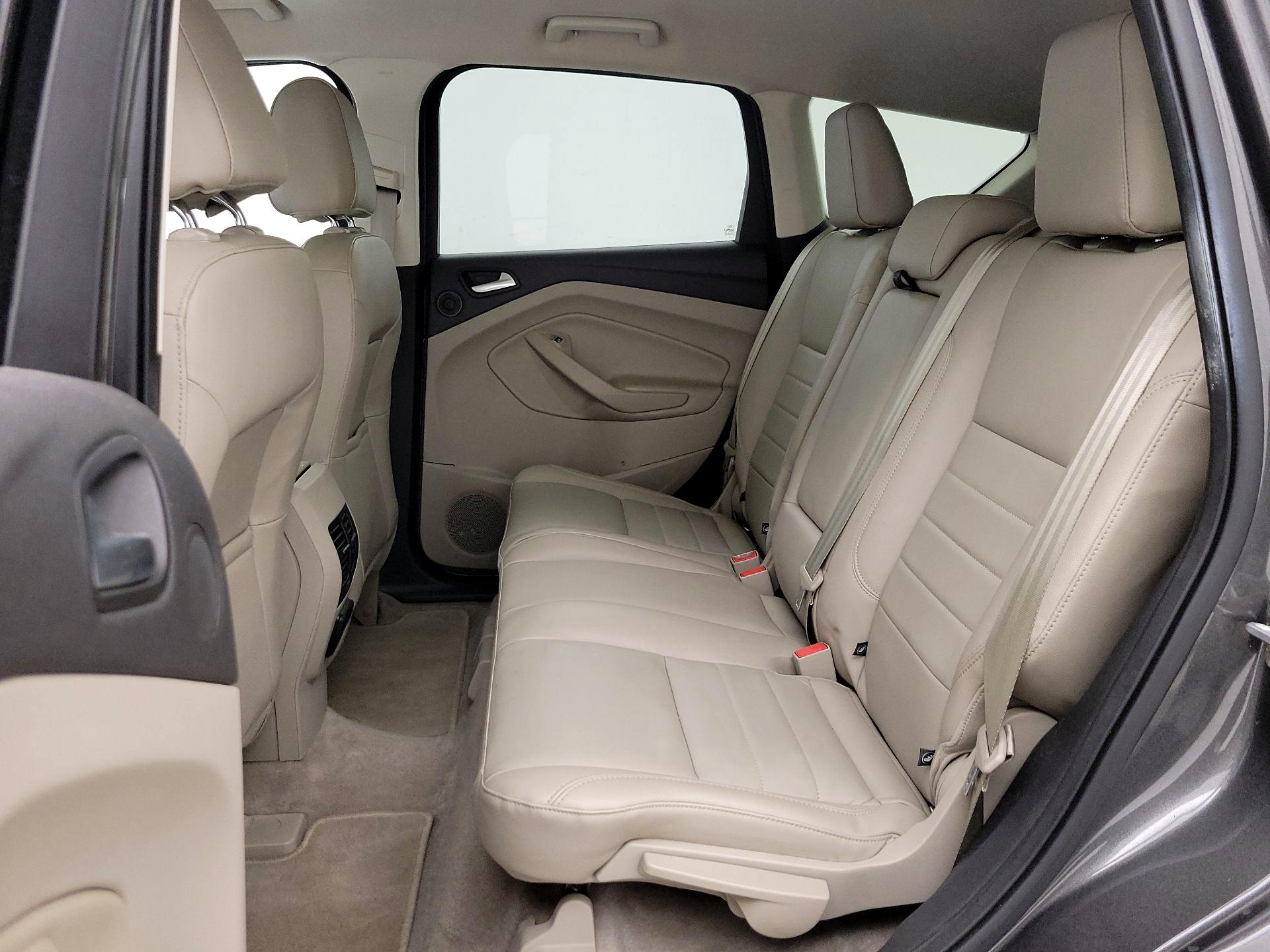 Thumbnail: 2016 Ford Escape - 20