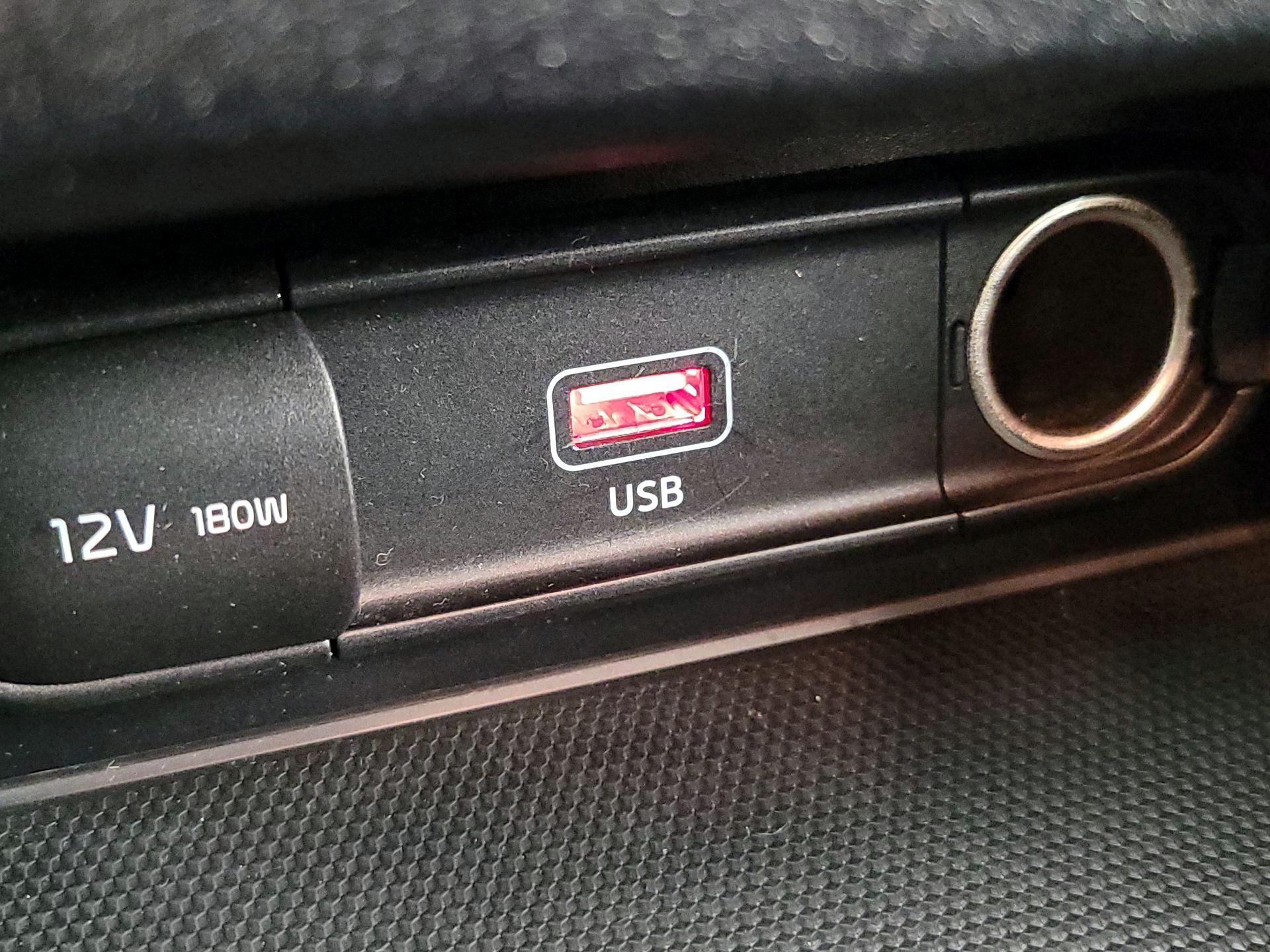 Thumbnail: 2022 Kia Forte - 18