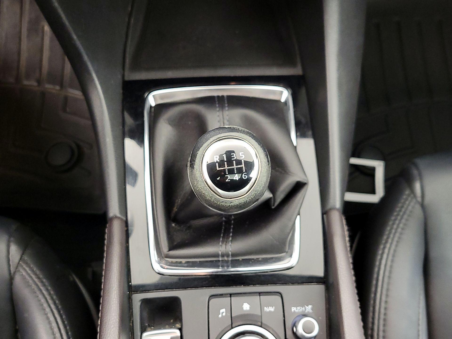 Thumbnail: 2017 Mazda Mazda3 - 17