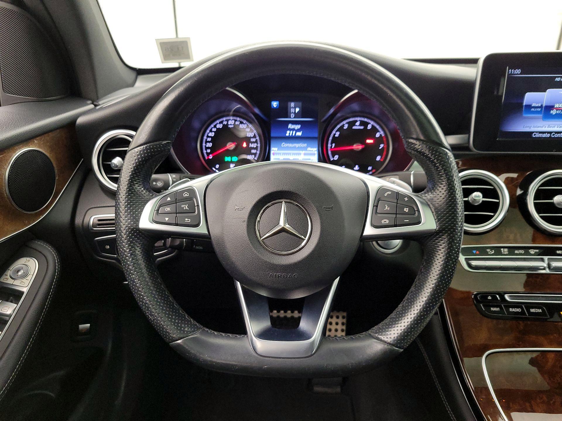 Thumbnail: 2018 Mercedes-Benz GLC - 10