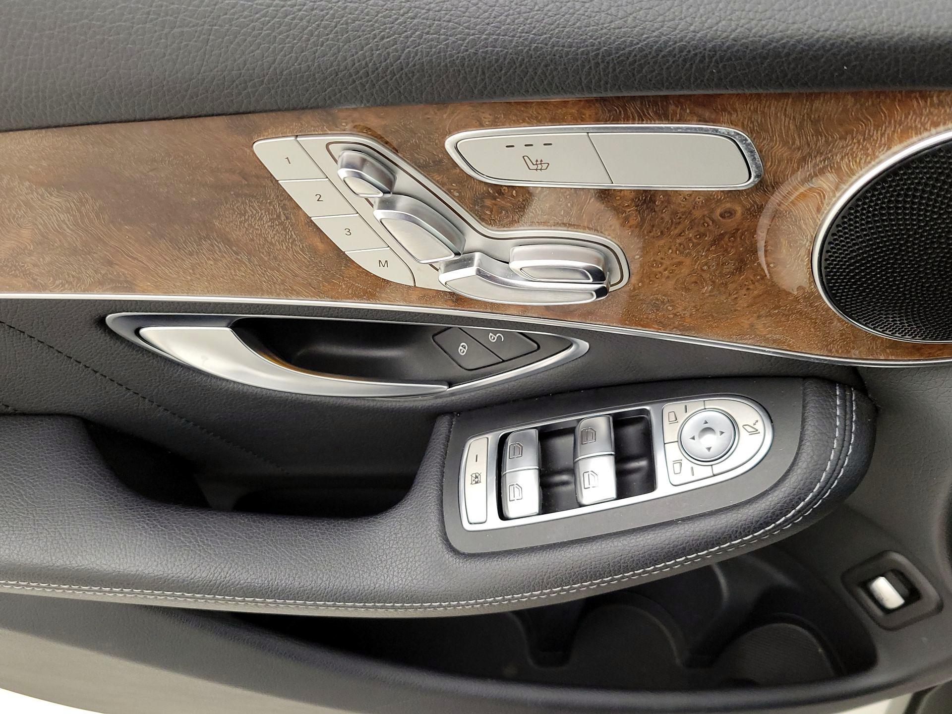 Thumbnail: 2018 Mercedes-Benz GLC - 12