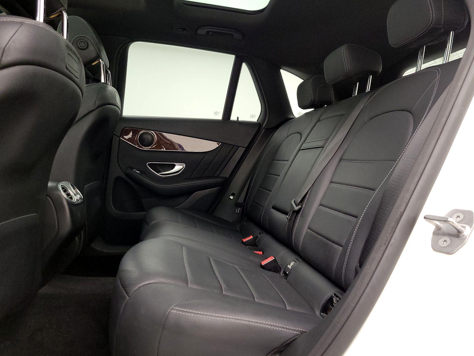 Thumbnail: 2018 Mercedes-Benz GLC - 20