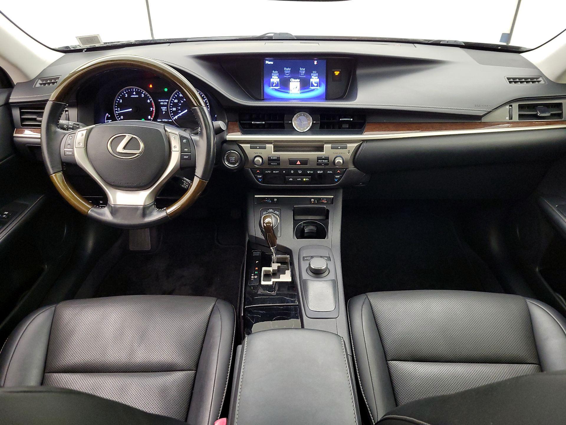 Thumbnail: 2015 Lexus ES - 9