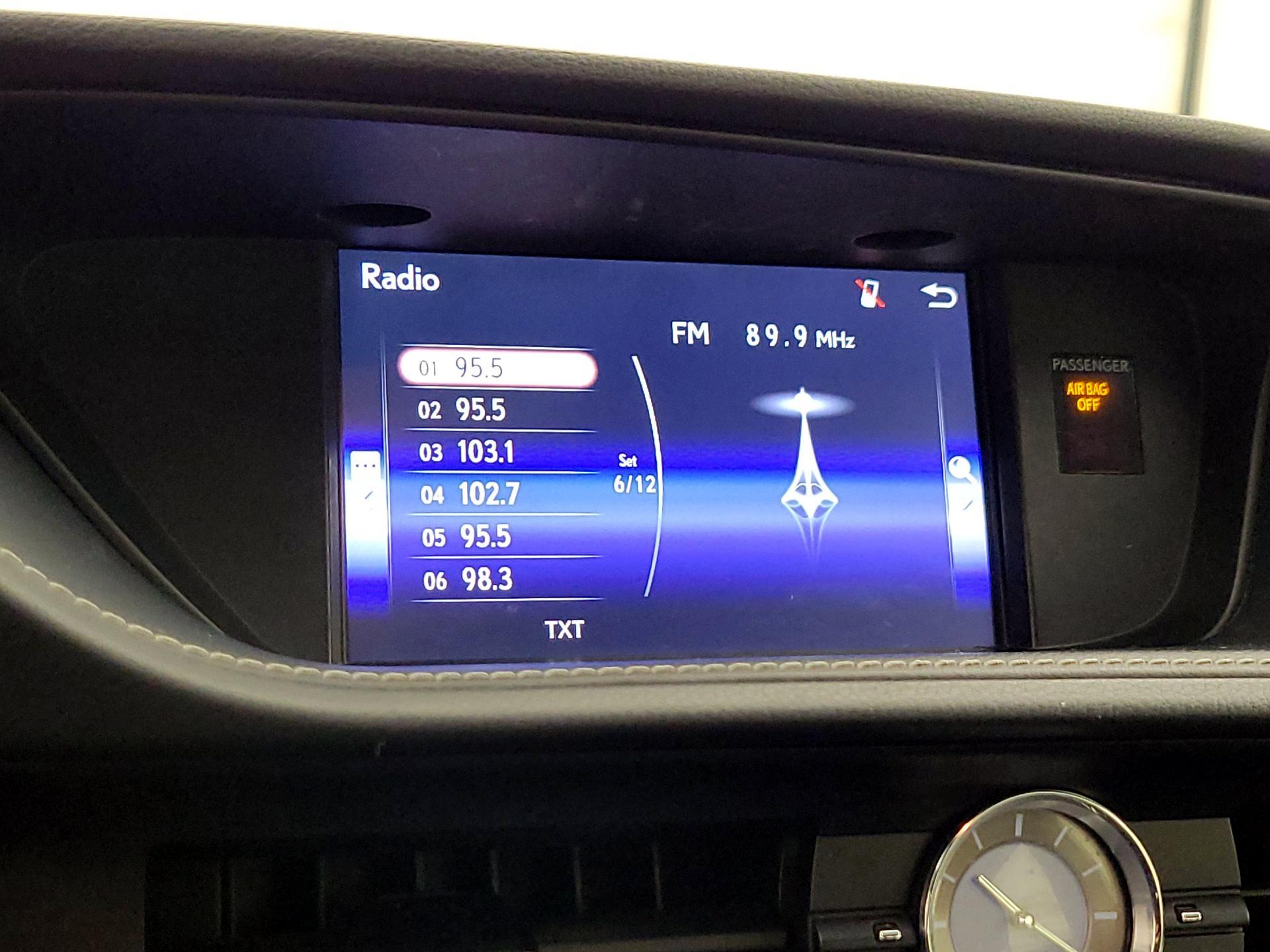 Thumbnail: 2015 Lexus ES - 15