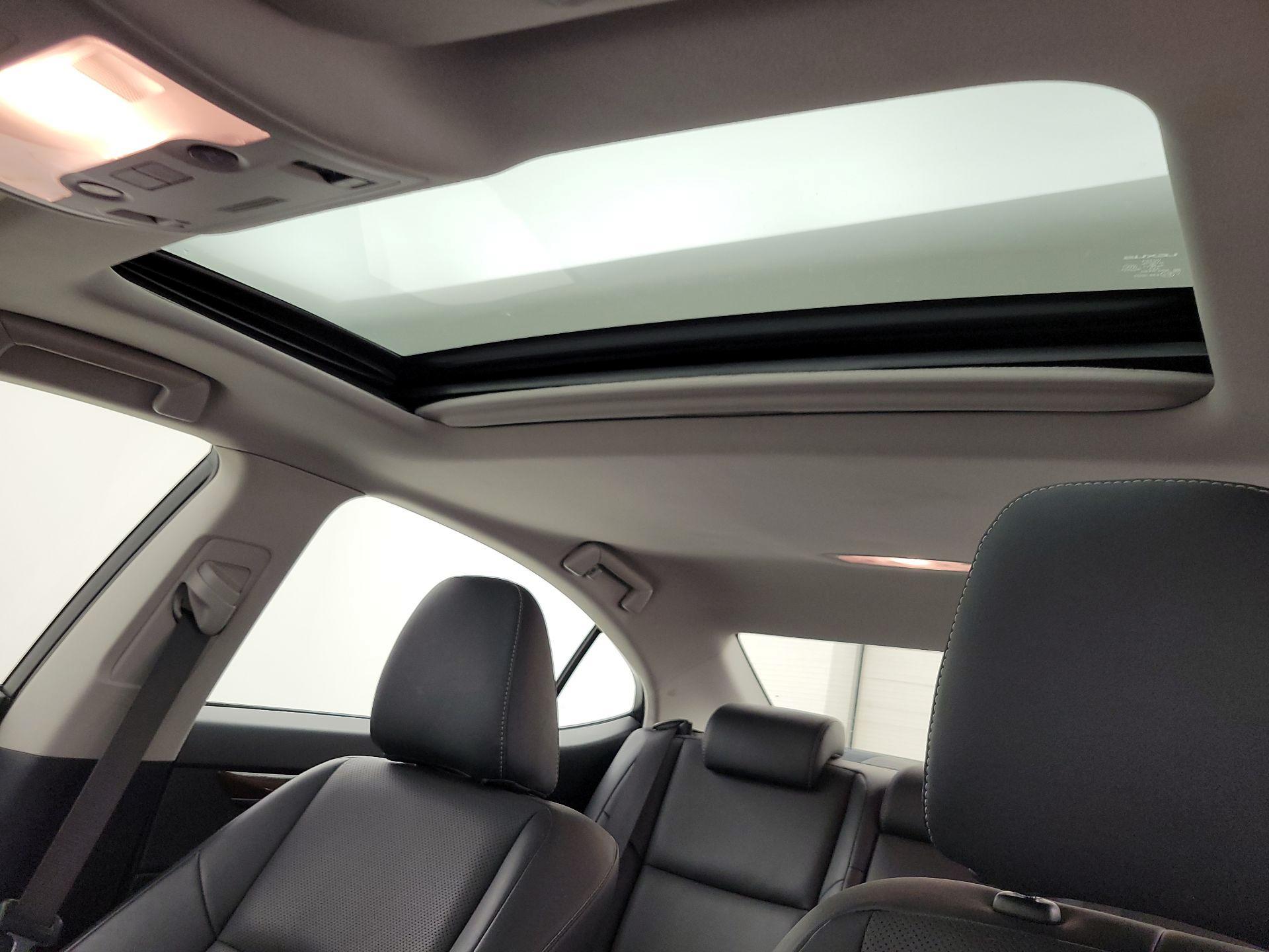 Thumbnail: 2015 Lexus ES - 19