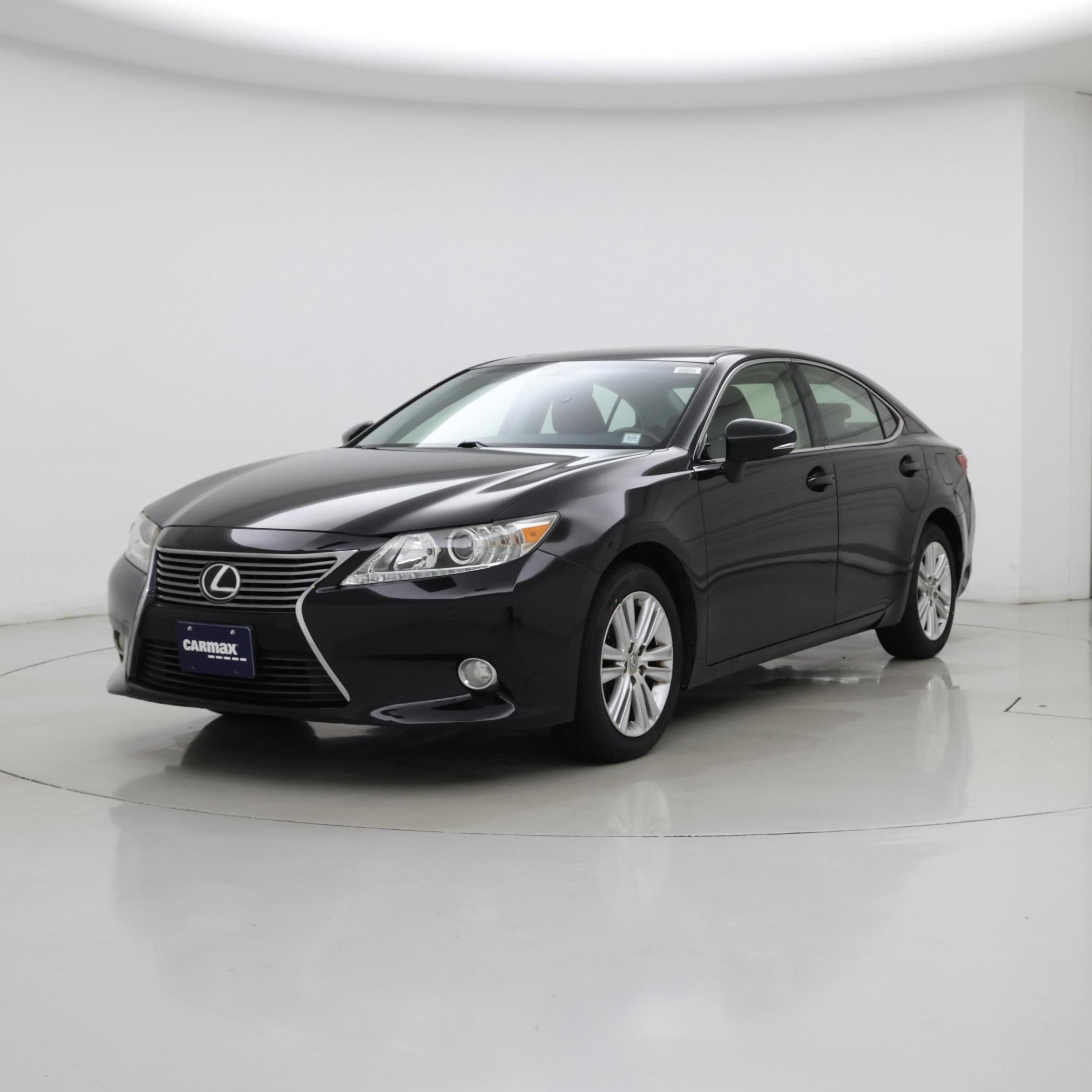 Thumbnail: 2015 Lexus ES - 4