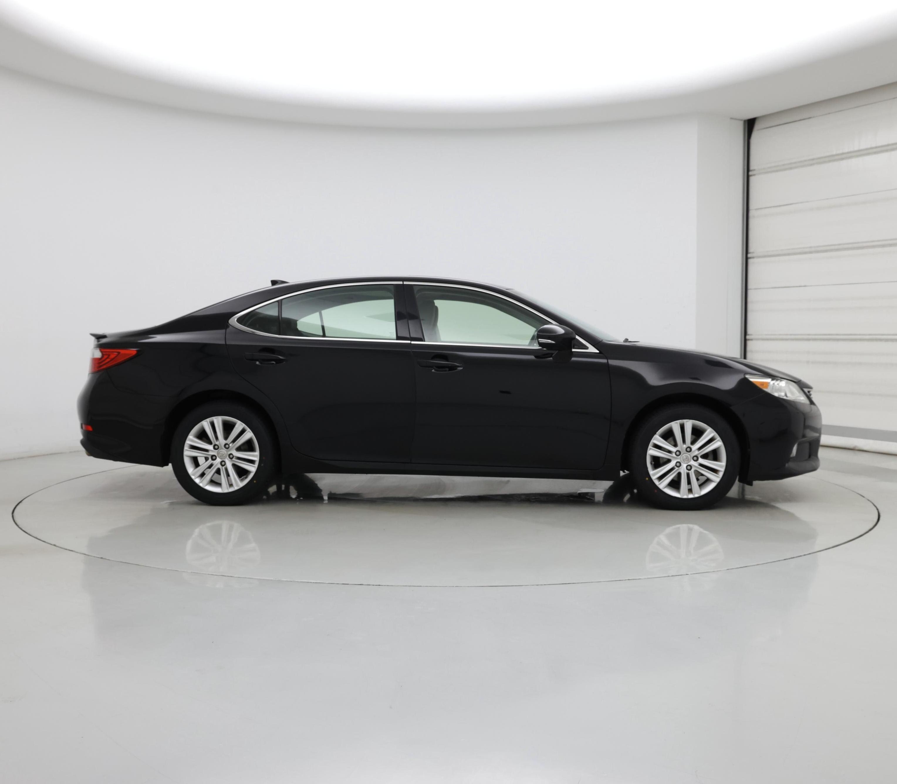Thumbnail: 2015 Lexus ES - 7