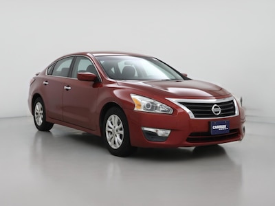 Red 2014 Nissan Altima S