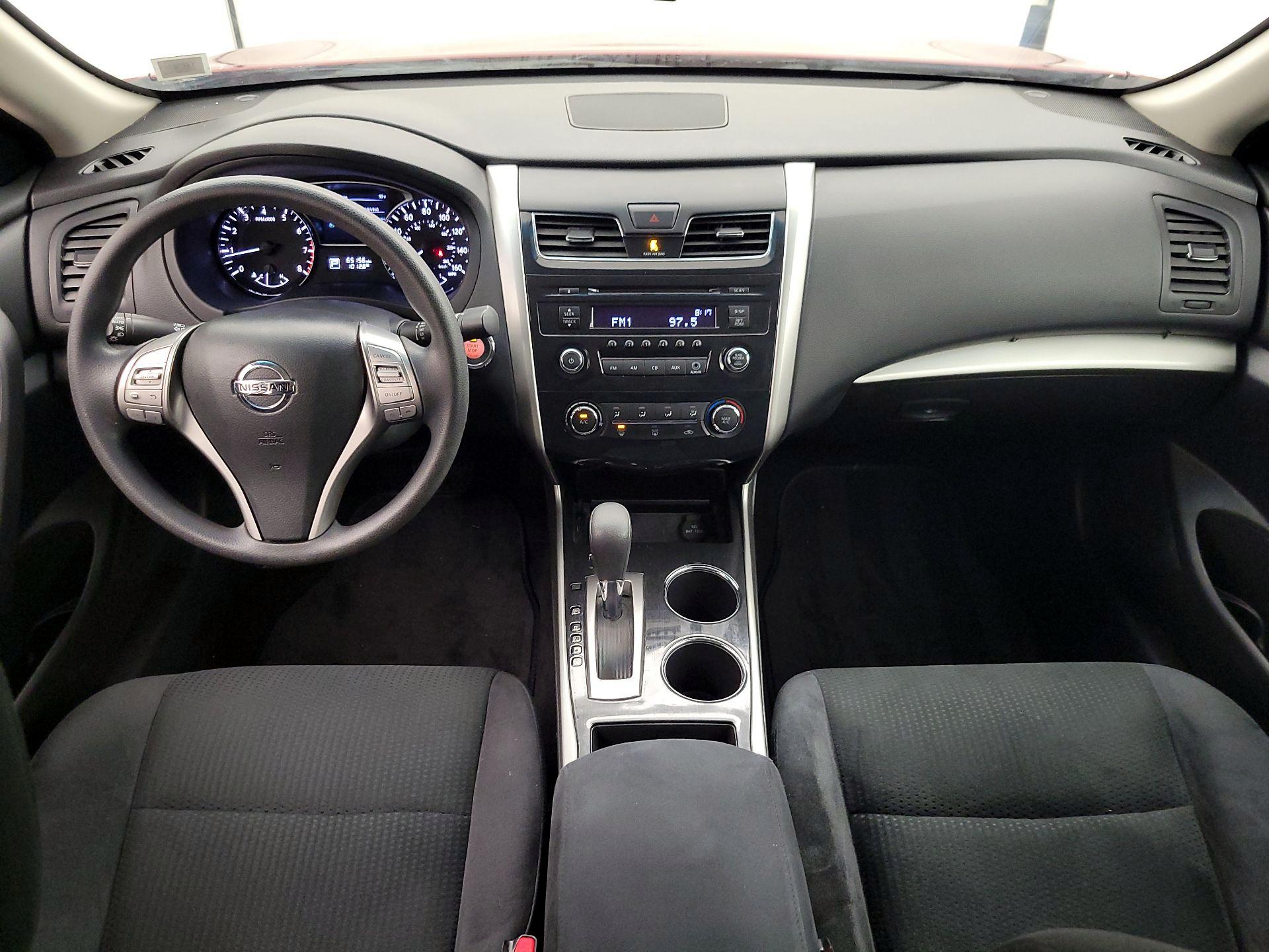 Thumbnail: 2014 Nissan Altima - 9