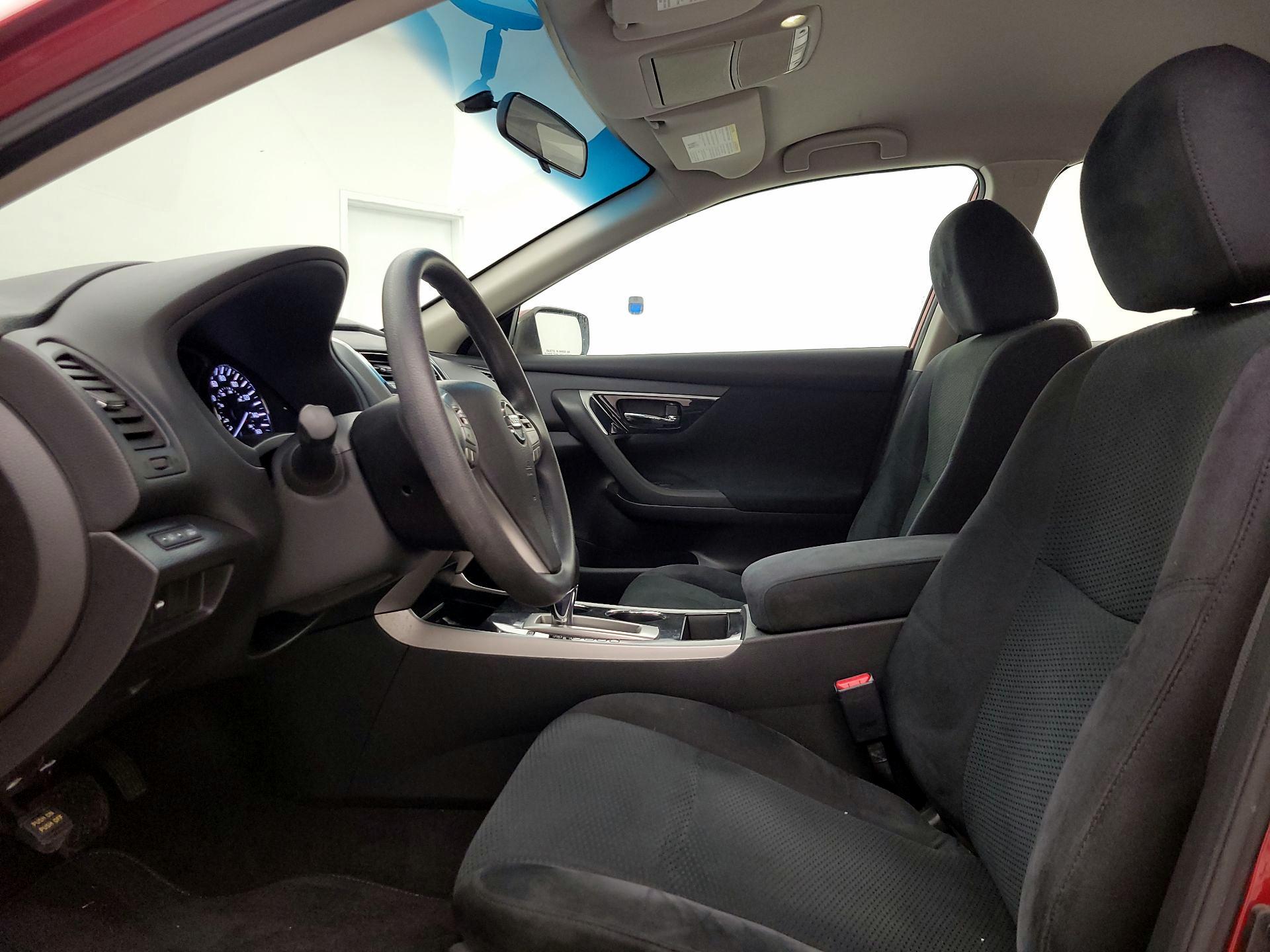 Thumbnail: 2014 Nissan Altima - 11