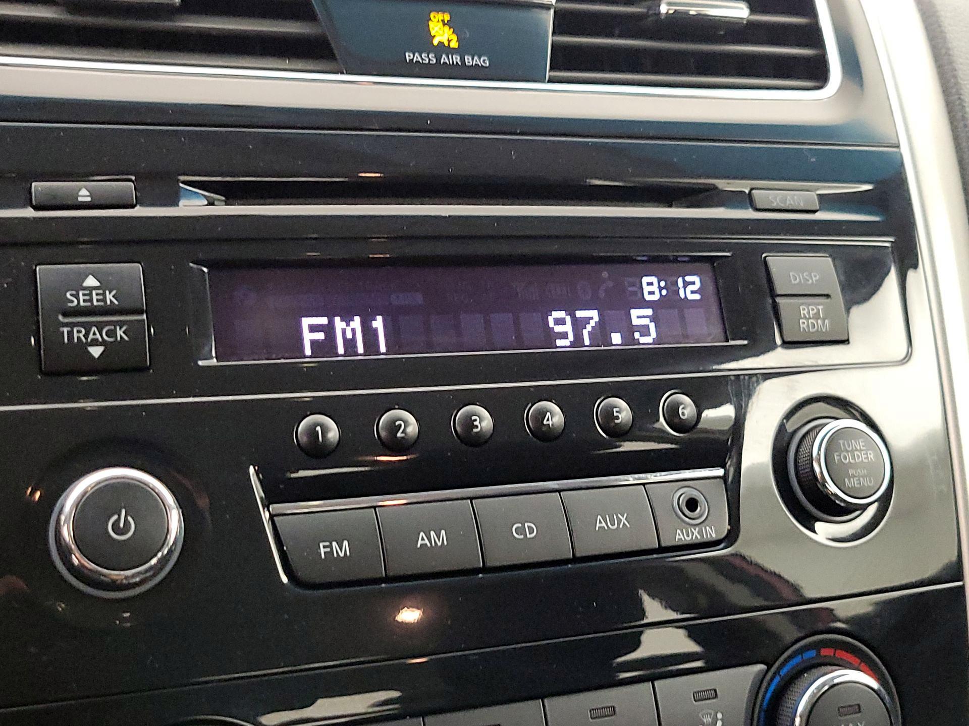 Thumbnail: 2014 Nissan Altima - 14