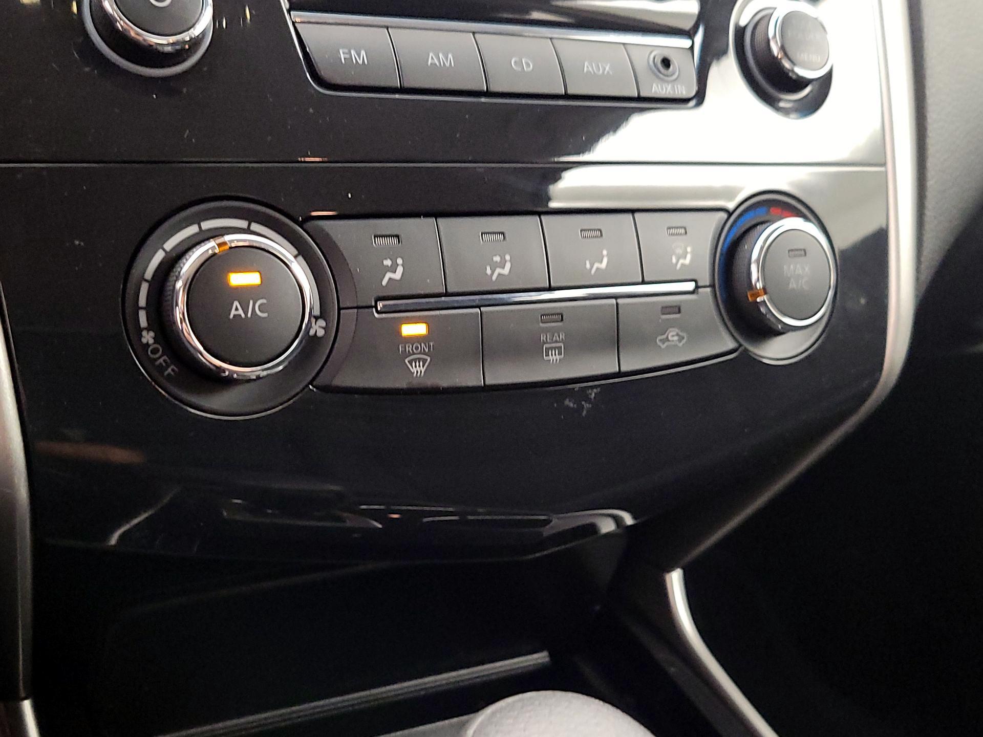 Thumbnail: 2014 Nissan Altima - 15