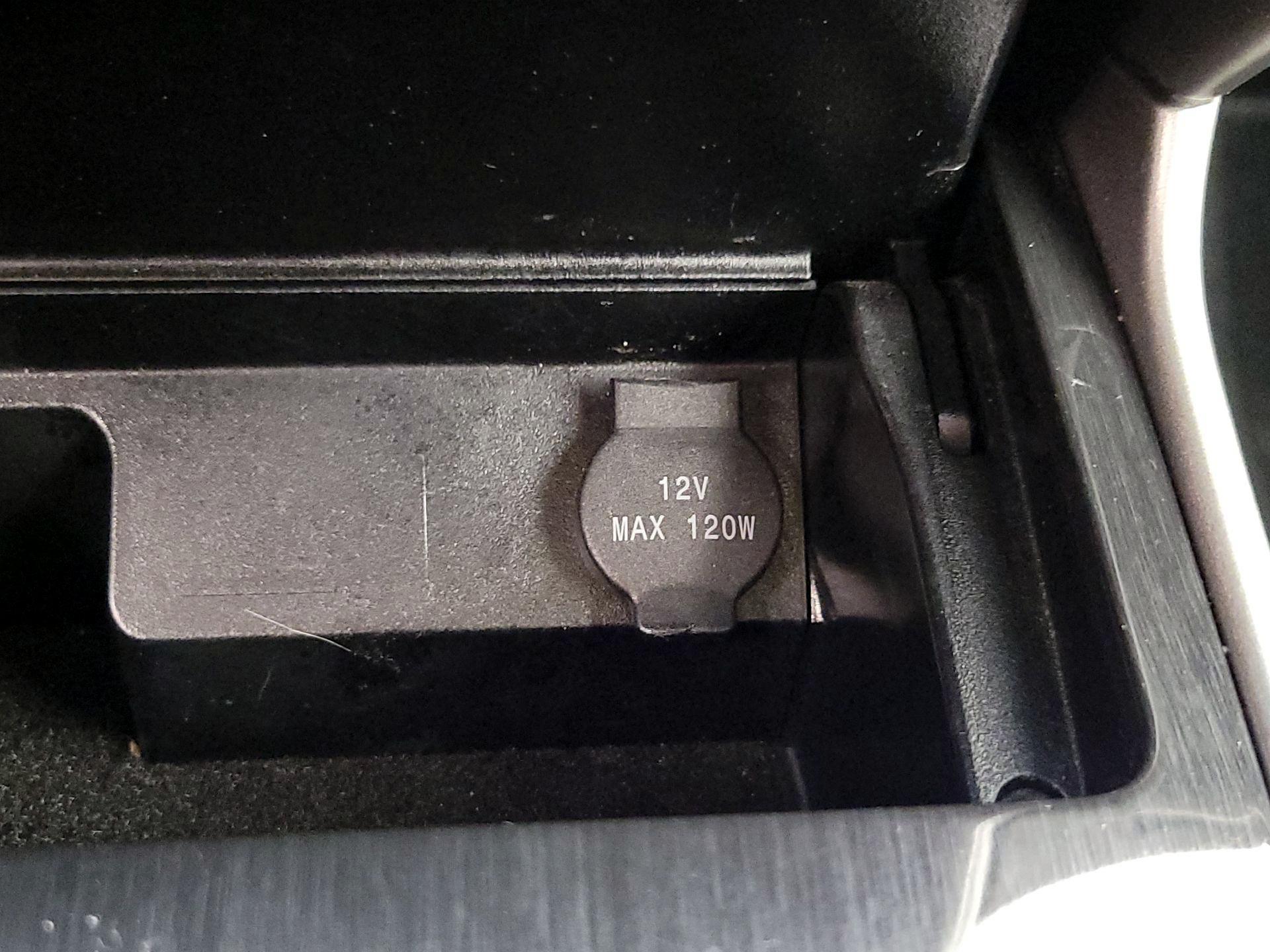 Thumbnail: 2014 Nissan Altima - 17