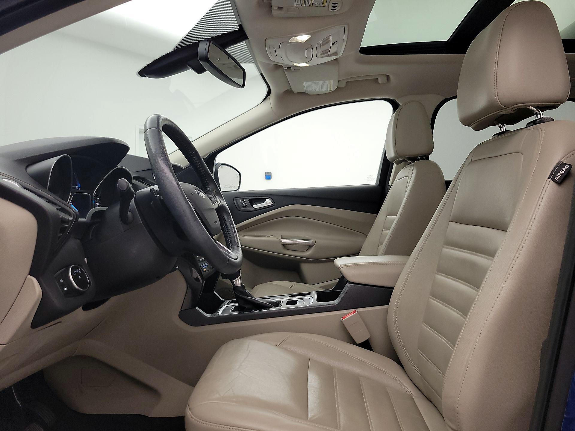 Thumbnail: 2017 Ford Escape - 11