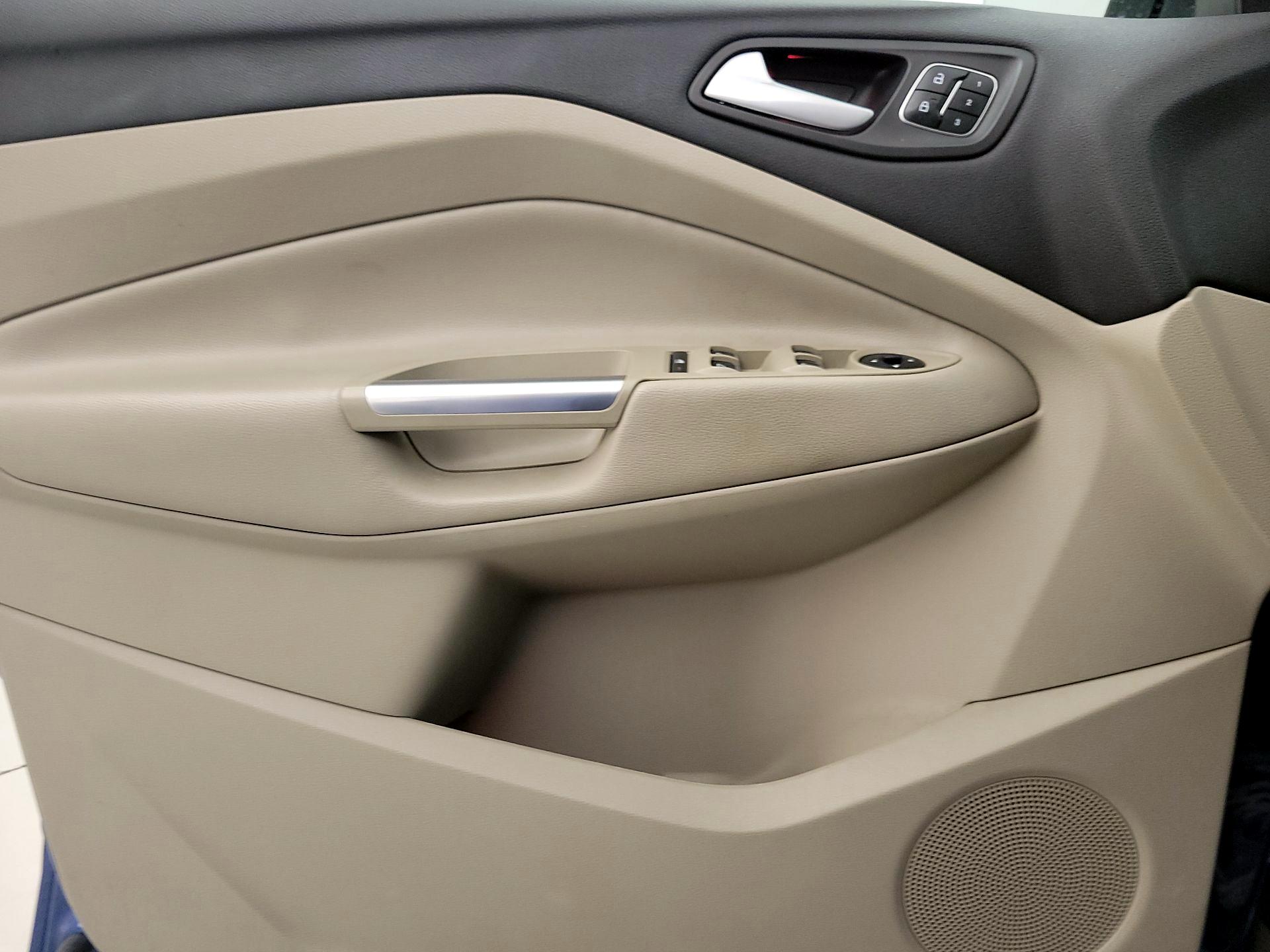 Thumbnail: 2017 Ford Escape - 12