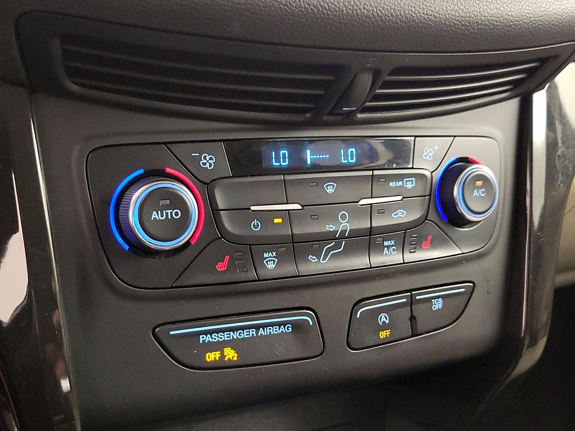 Thumbnail: 2017 Ford Escape - 17