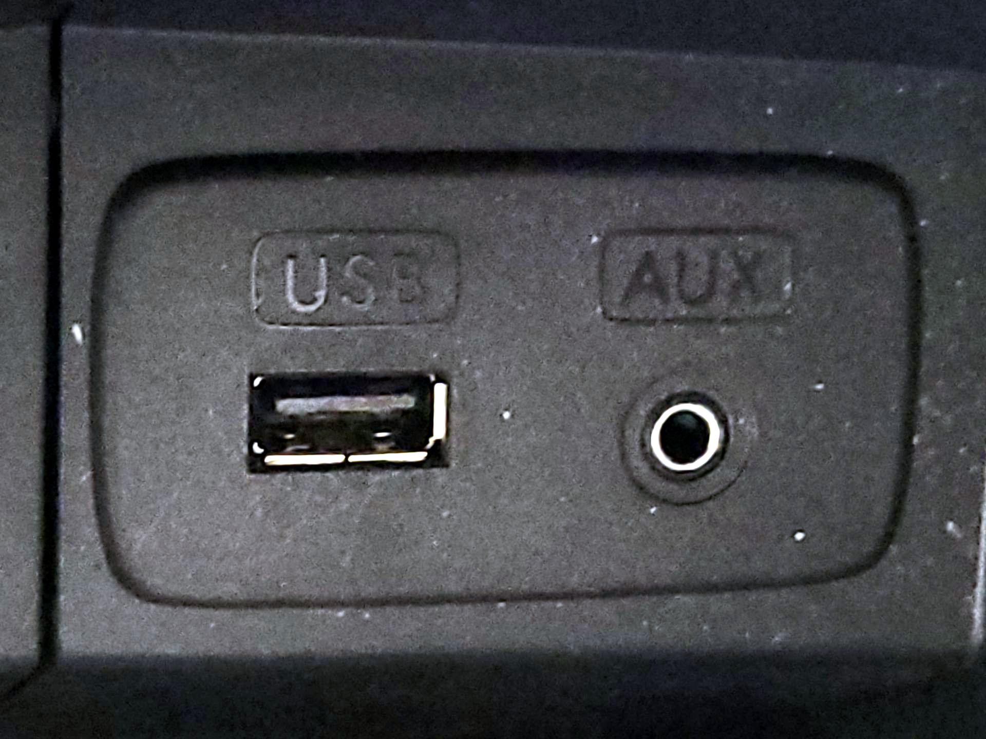 Thumbnail: 2015 Subaru Forester - 18