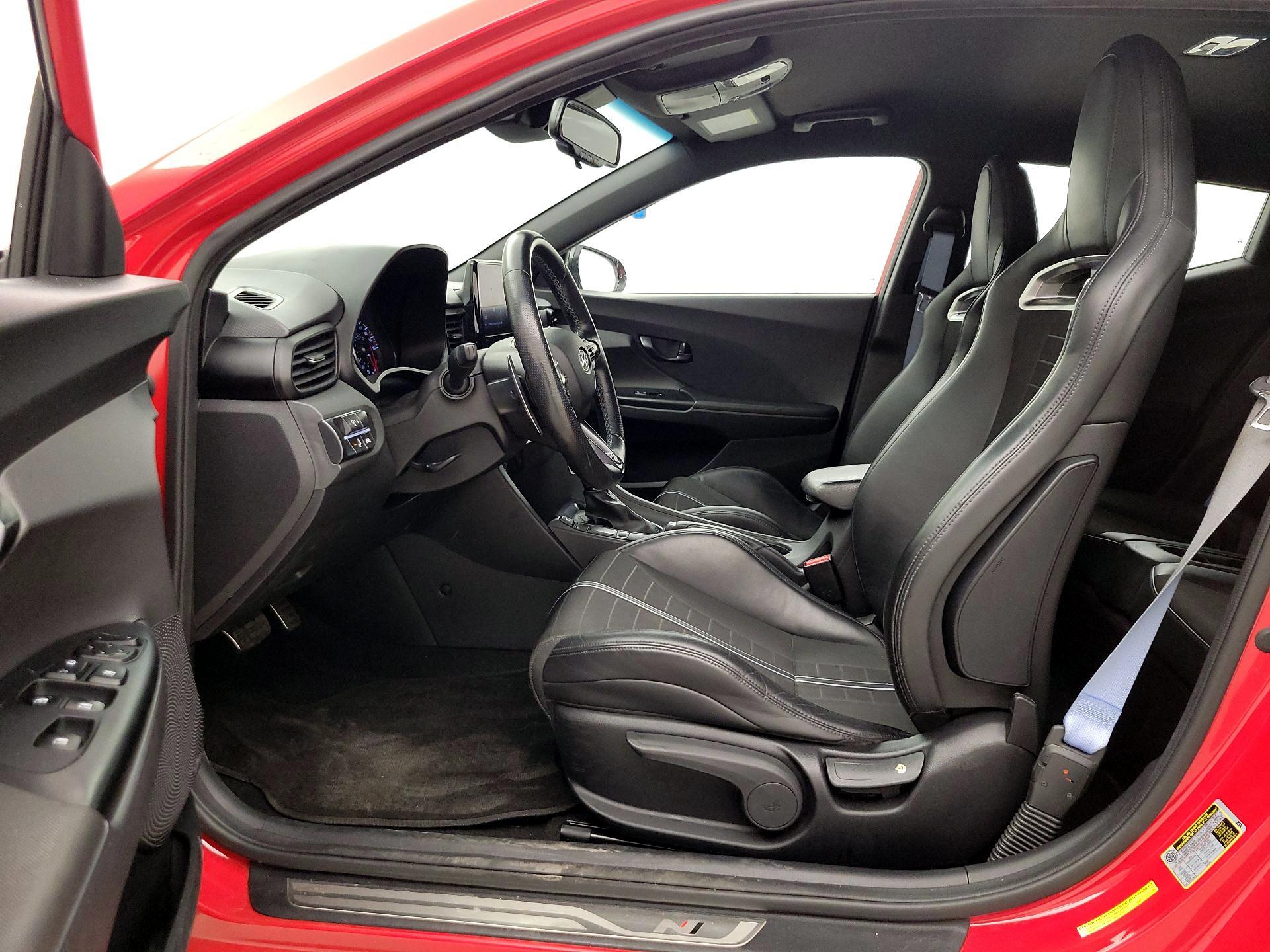 Thumbnail: 2022 Hyundai Veloster - 11