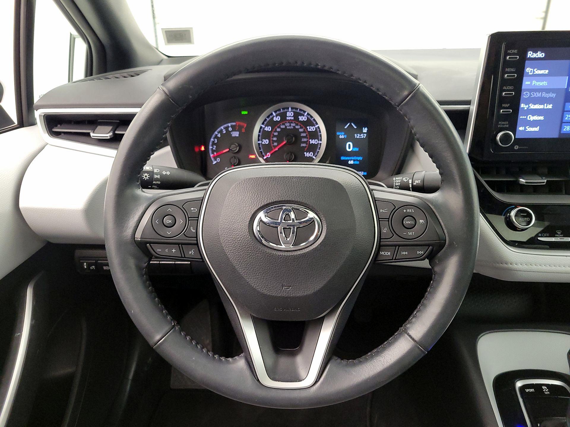 Thumbnail: 2021 Toyota Corolla - 10