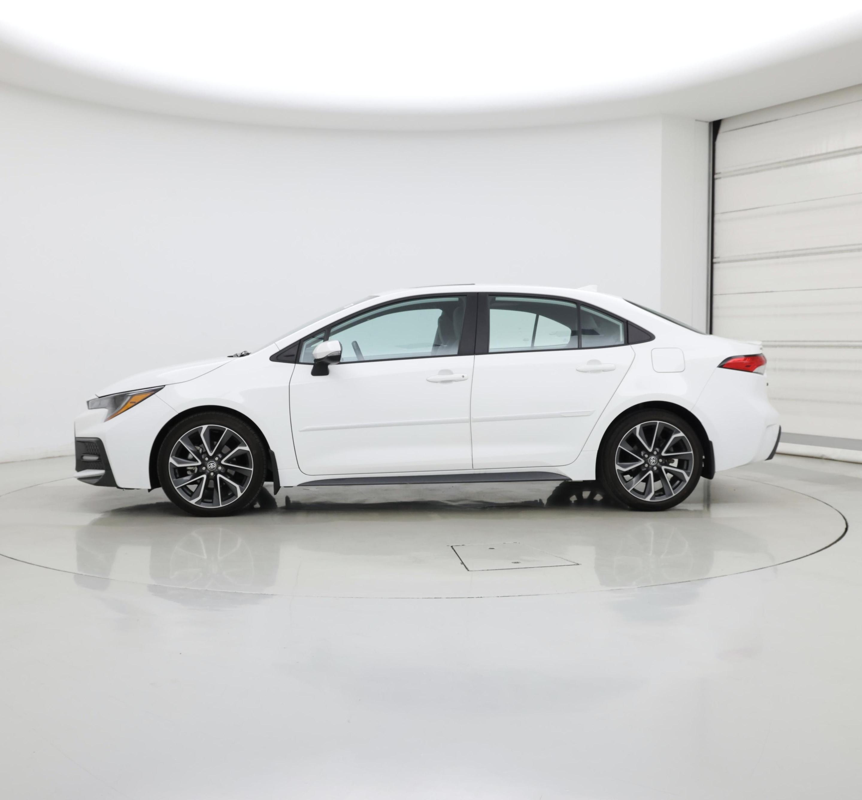 Thumbnail: 2021 Toyota Corolla - 3