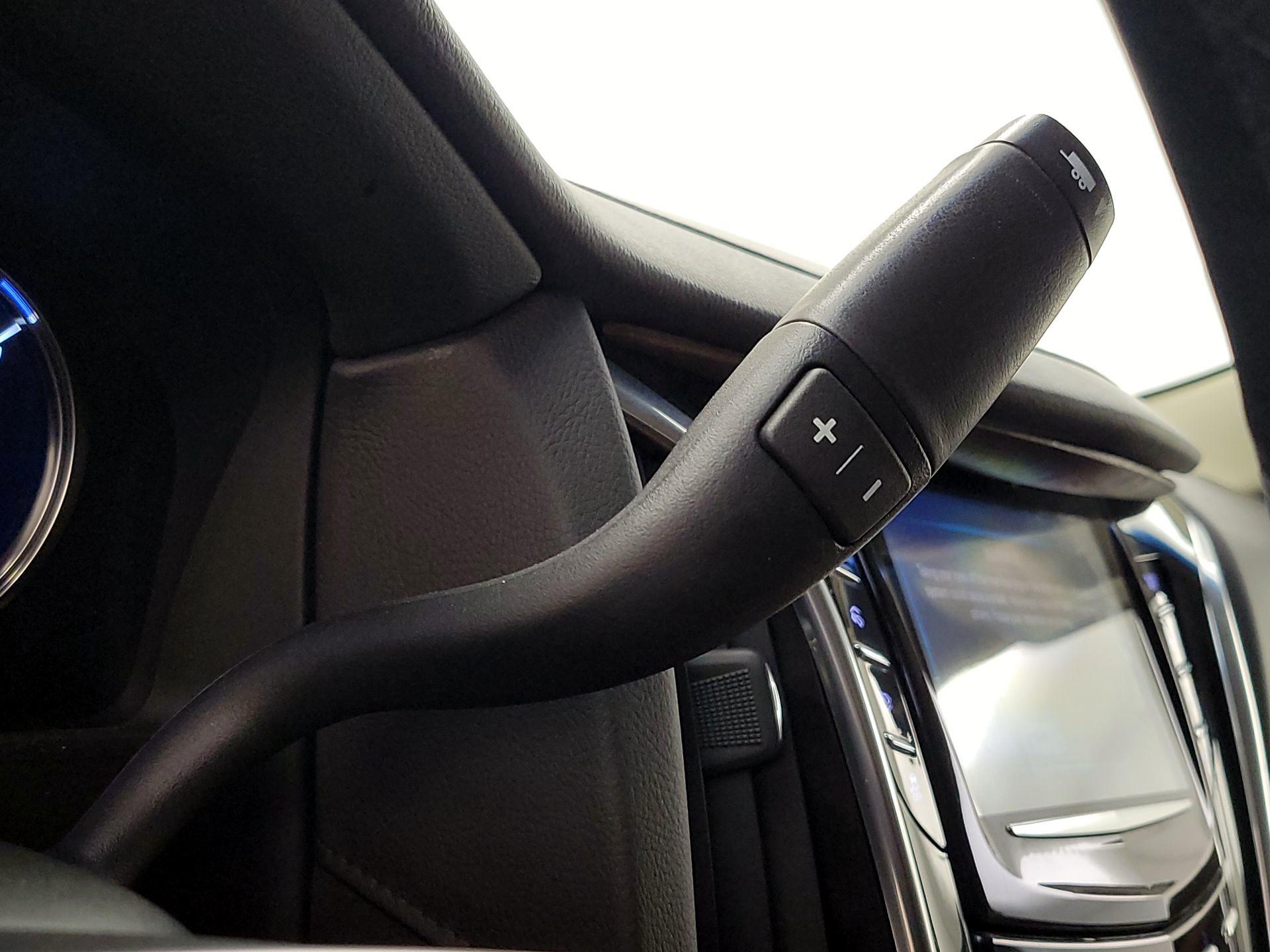 Thumbnail: 2018 Cadillac Escalade - 18