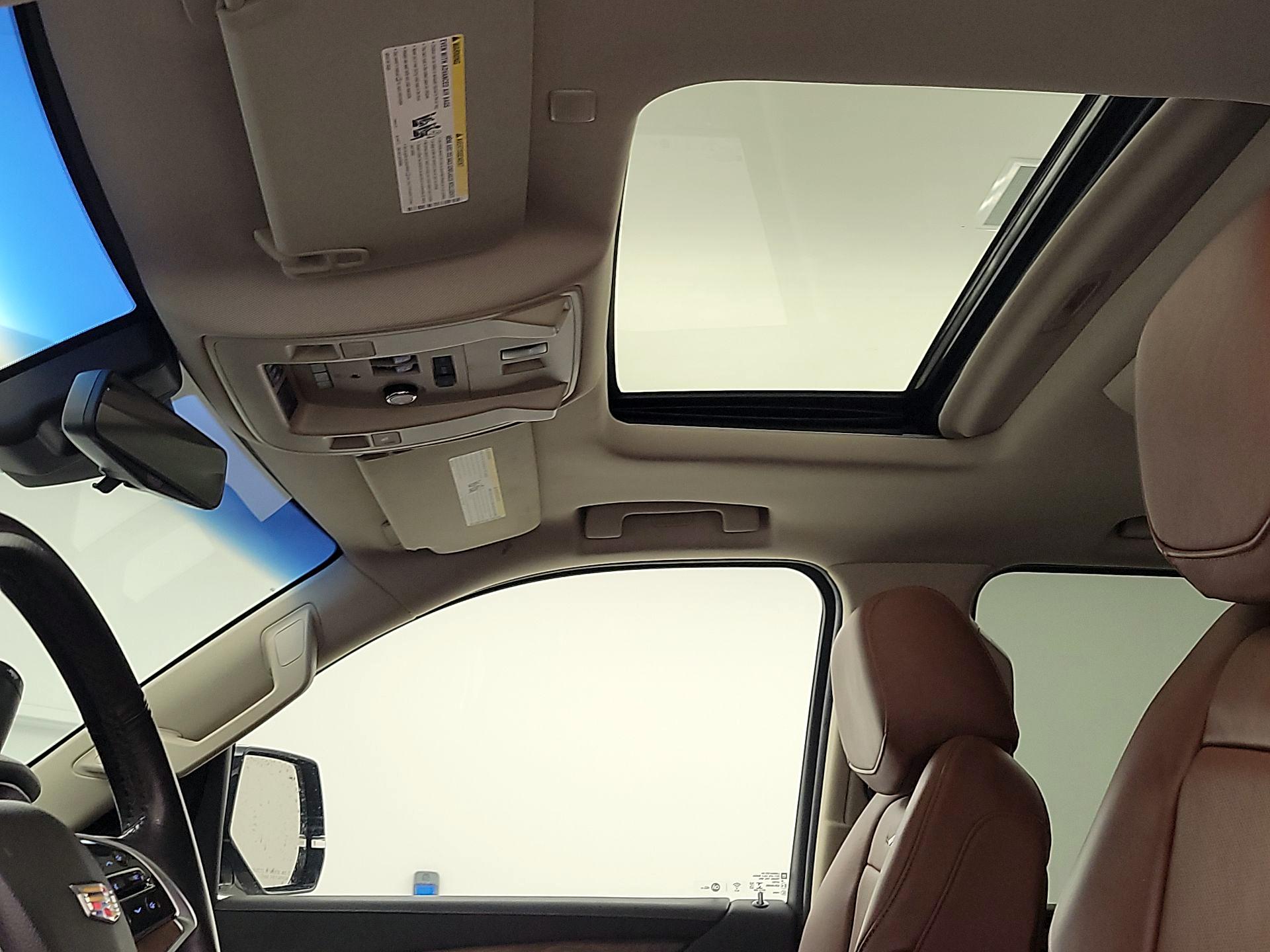 Thumbnail: 2018 Cadillac Escalade - 20