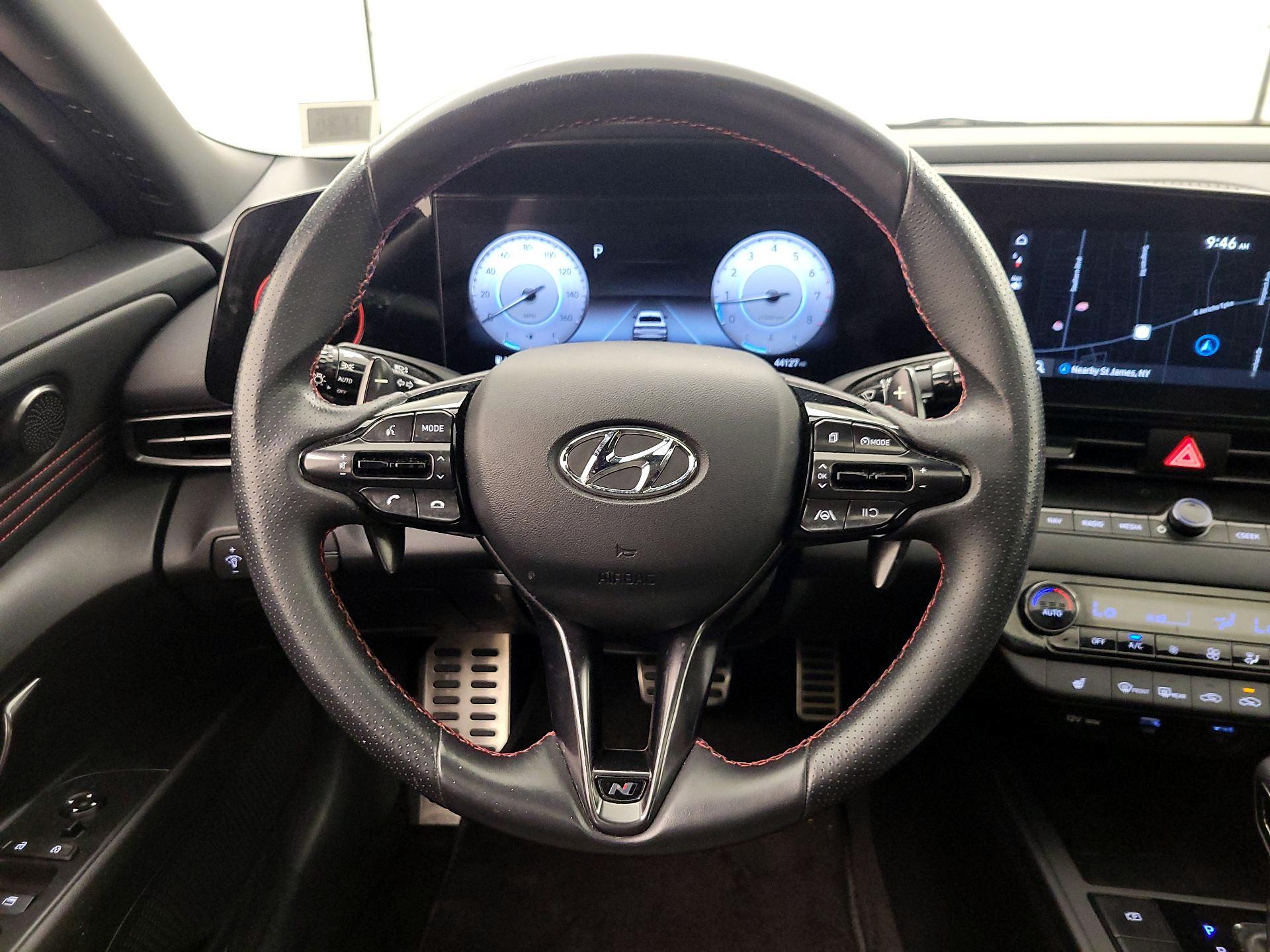 Thumbnail: 2023 Hyundai Elantra - 10