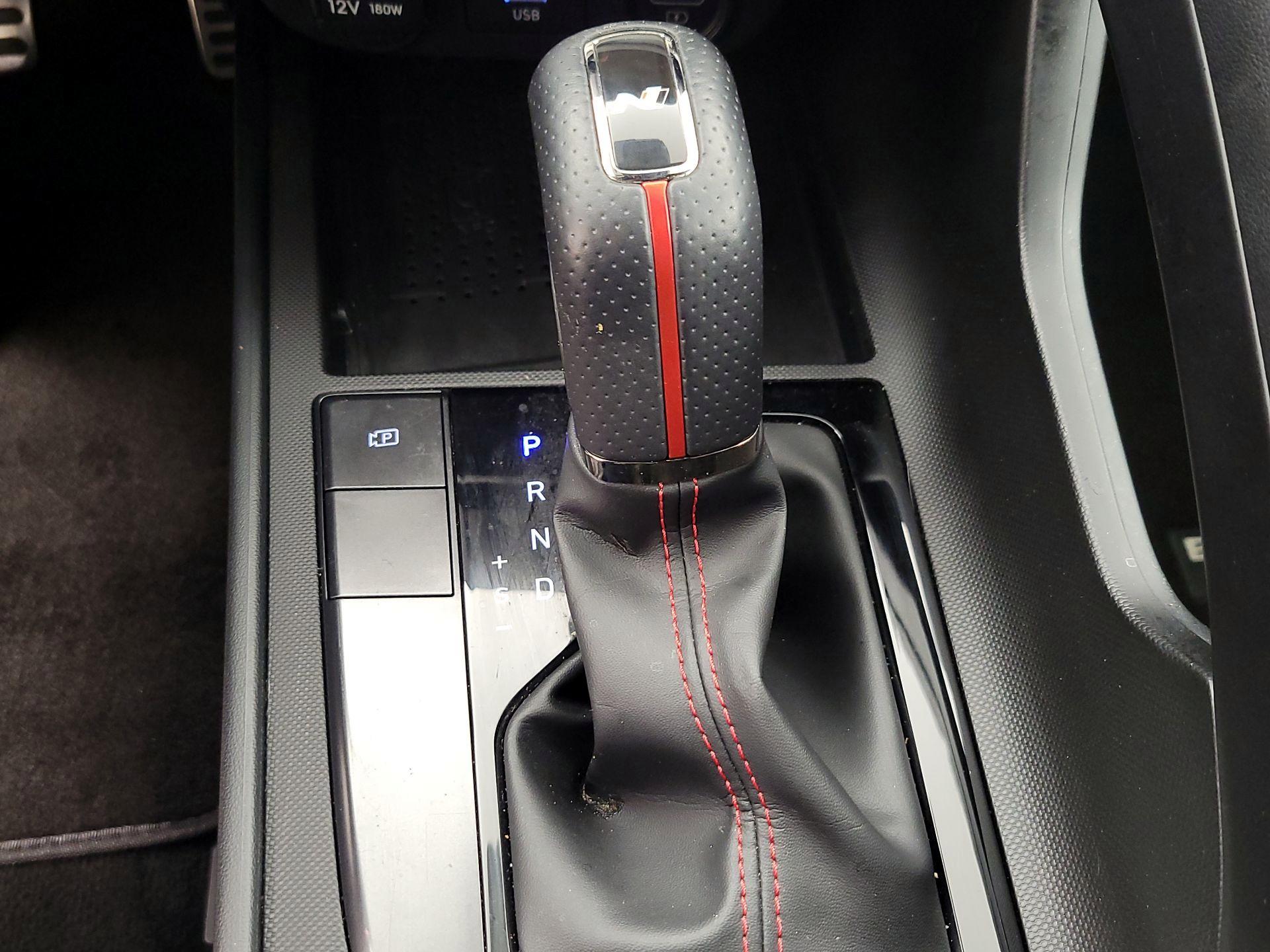 Thumbnail: 2023 Hyundai Elantra - 18