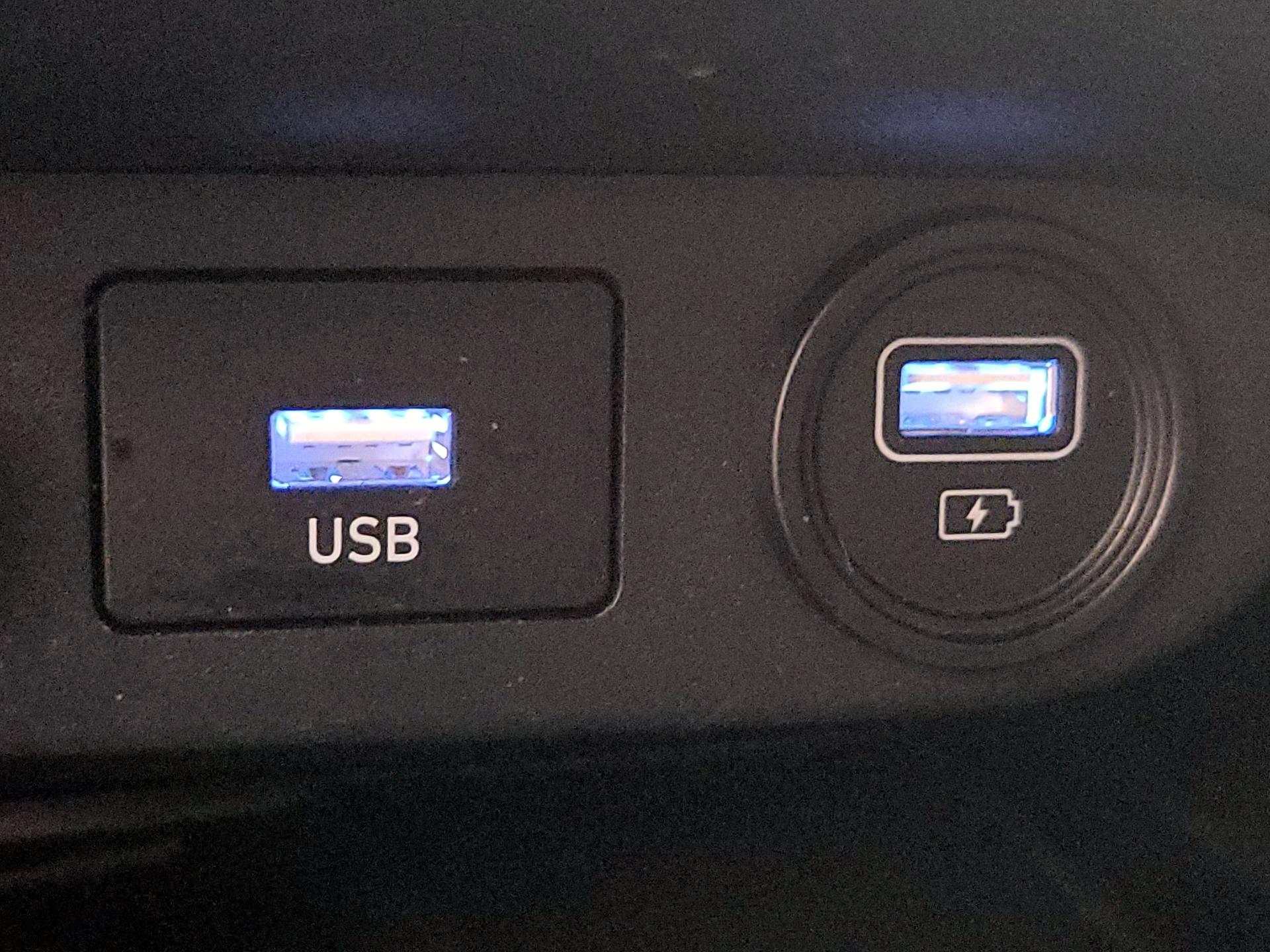 Thumbnail: 2023 Hyundai Elantra - 19