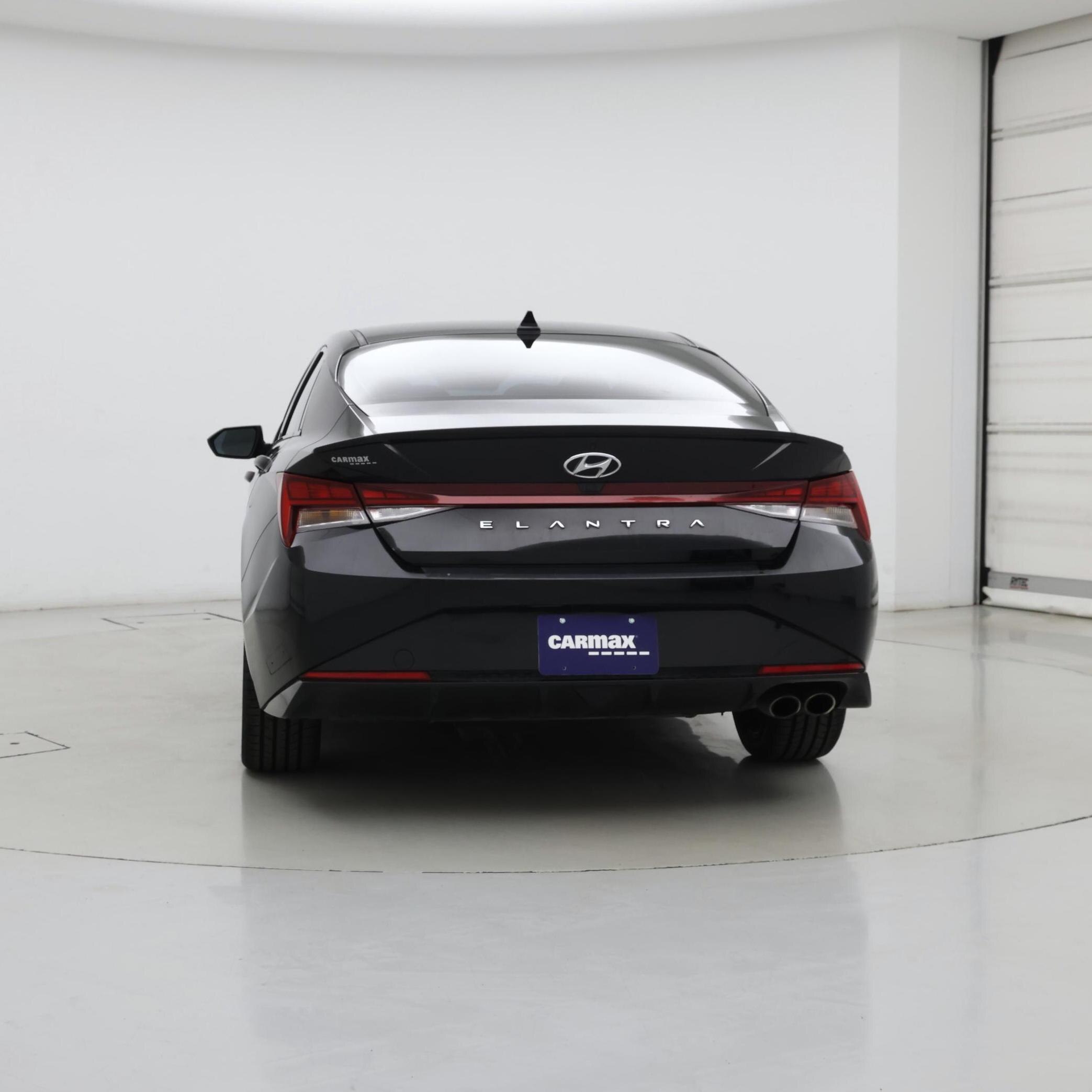 Thumbnail: 2023 Hyundai Elantra - 6