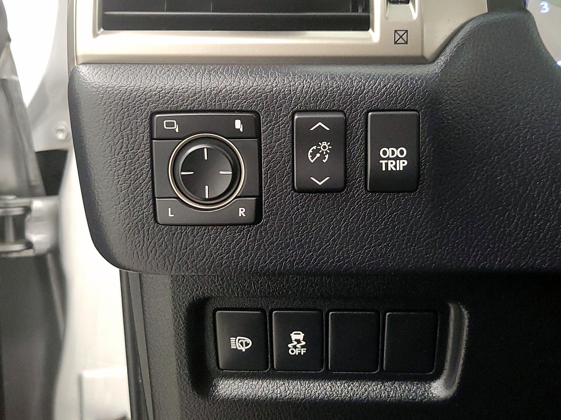 Thumbnail: 2019 Lexus GX - 13