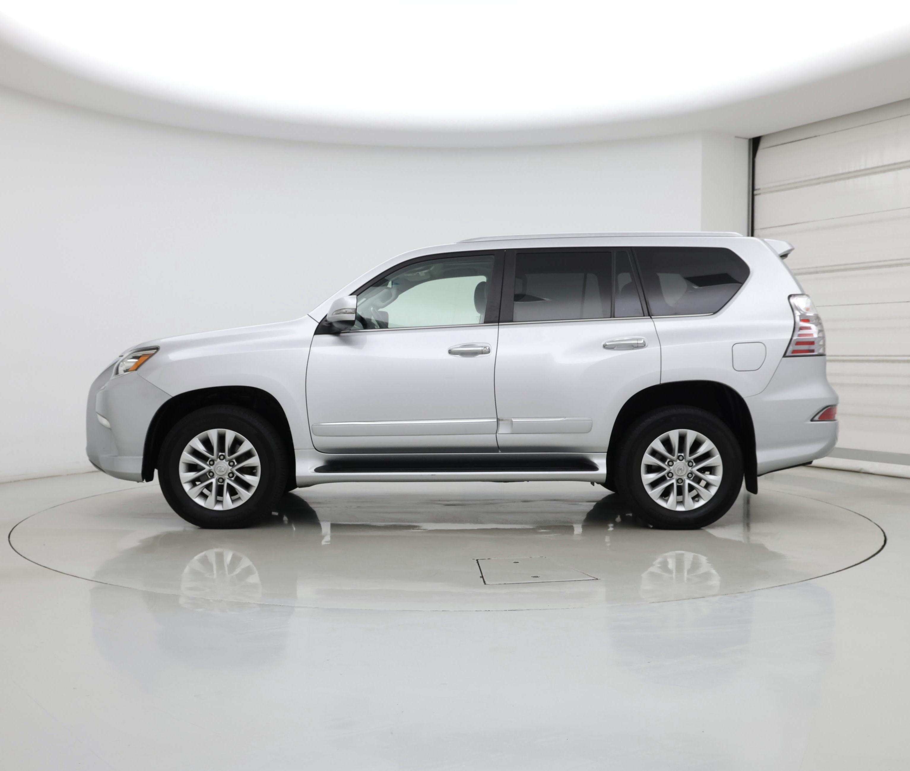 Thumbnail: 2019 Lexus GX - 3