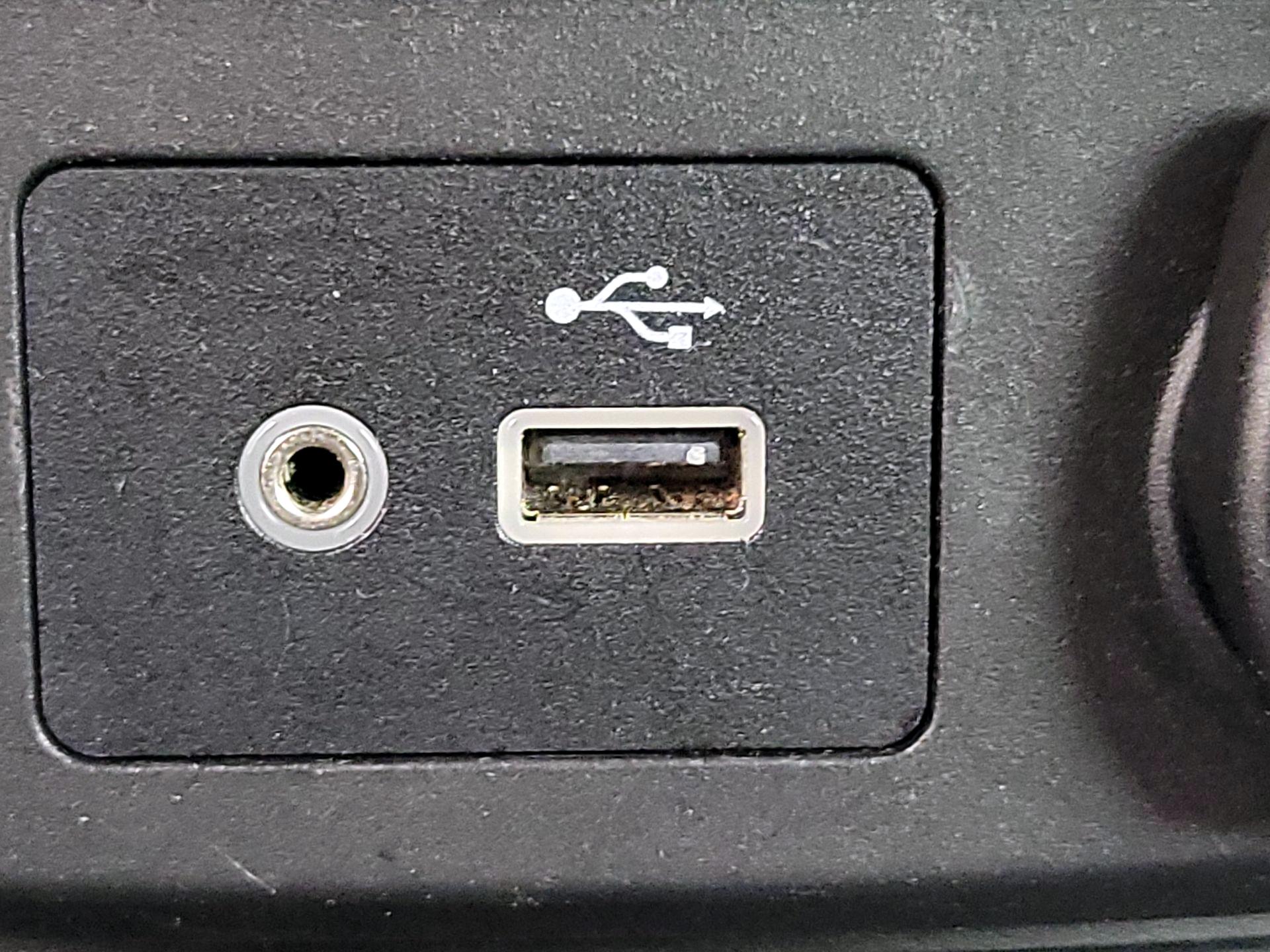 Thumbnail: 2018 Nissan Rogue - 18