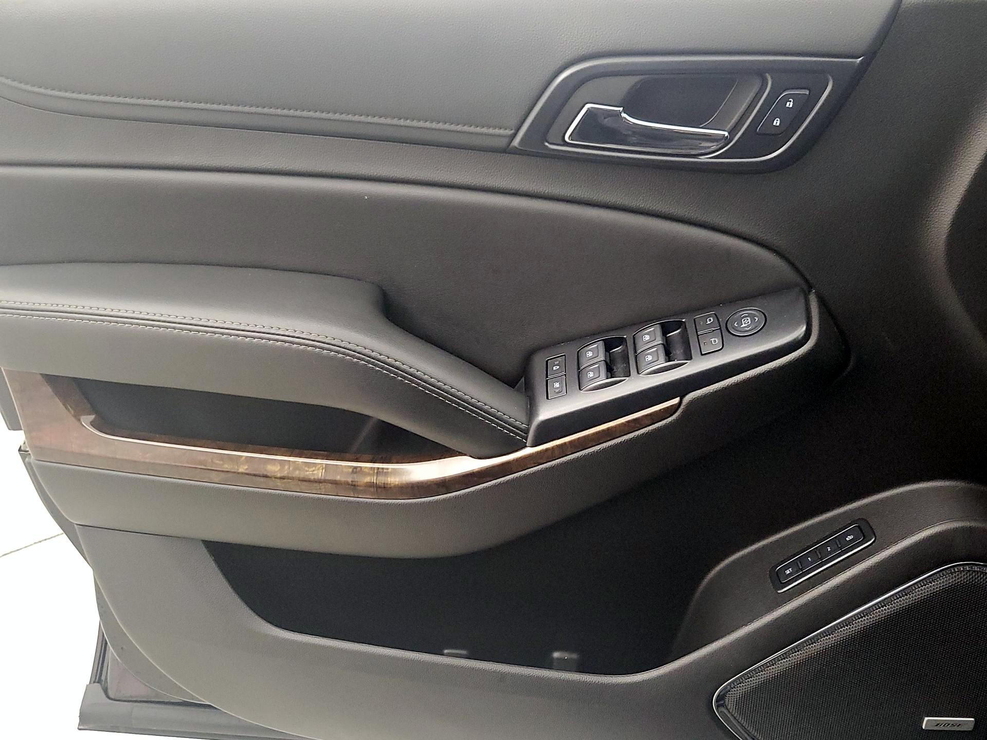 Thumbnail: 2020 Chevrolet Suburban - 12