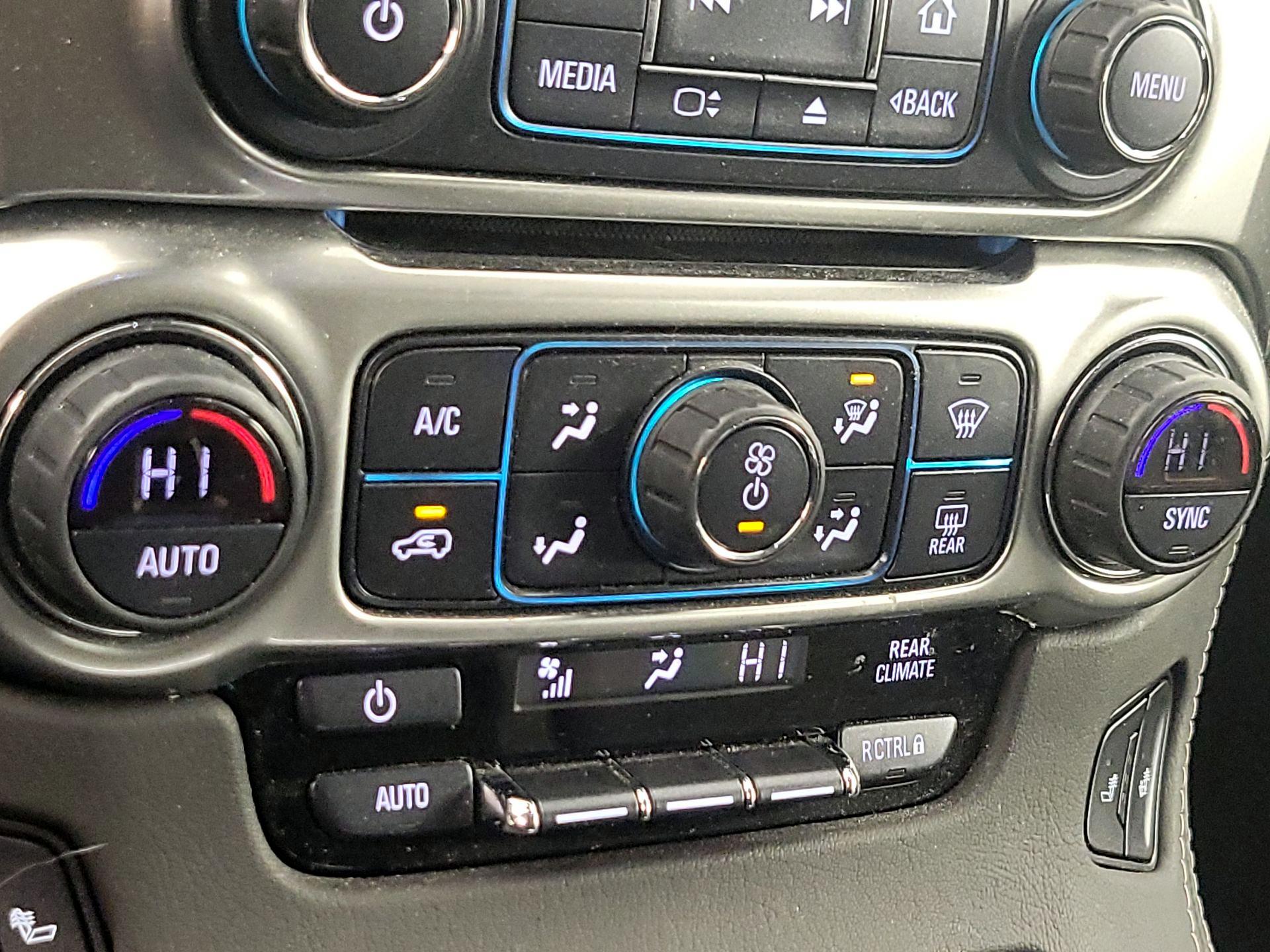 Thumbnail: 2020 Chevrolet Suburban - 17