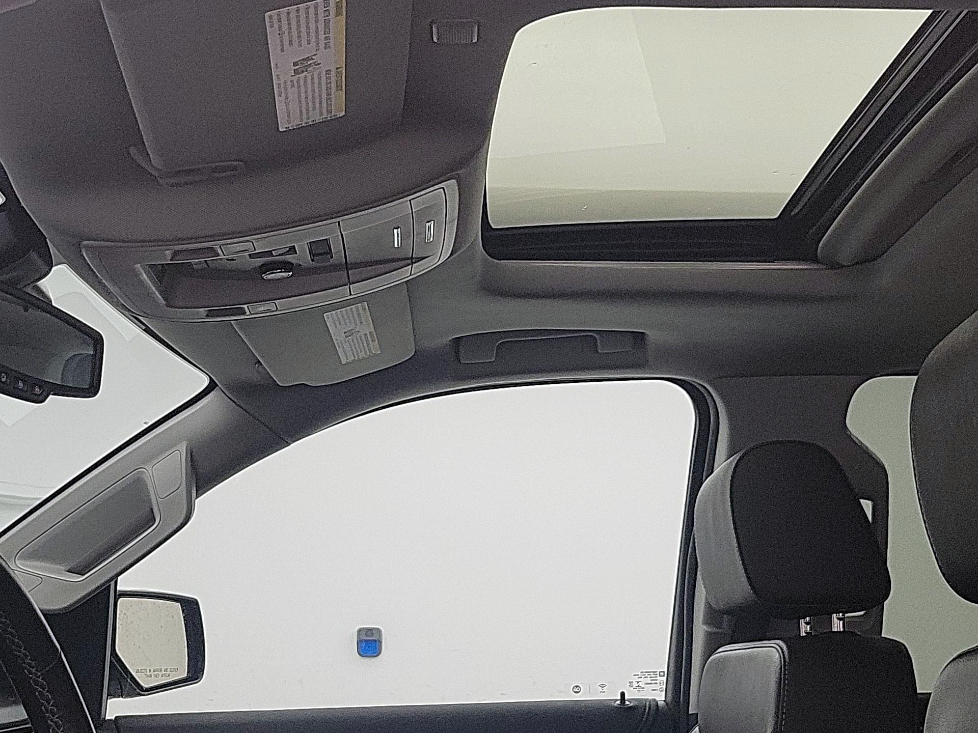 Thumbnail: 2020 Chevrolet Suburban - 20